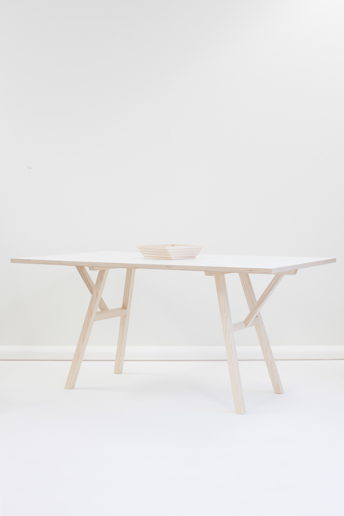 furniture，Home Furnishing，woodiness，Collection，Simplicity，