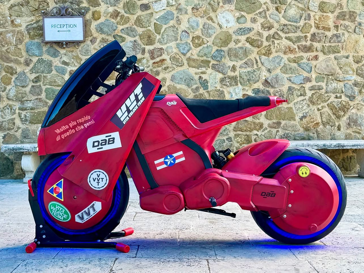 J Balvin Joint，DAB Motors，Cyberpunk，Electric motorcycle，