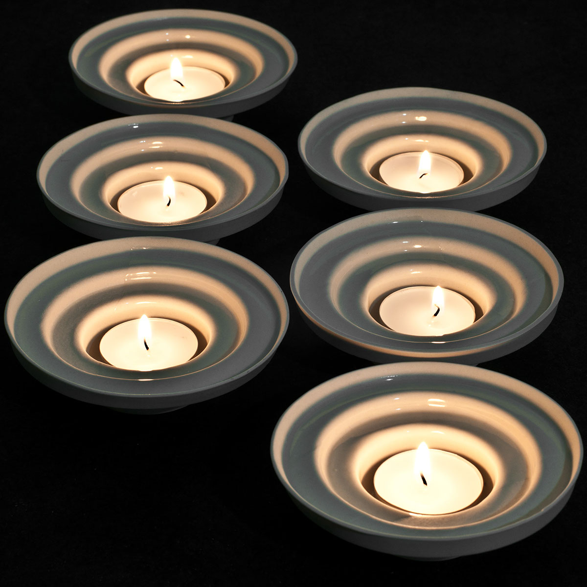 WOODEN，wooden ，white，platform，