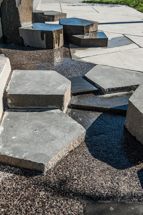 Amusement park design，environmental design，children，parent-child interaction ，outdoor，Play with water，sandy beach，forest，children，hexagon，