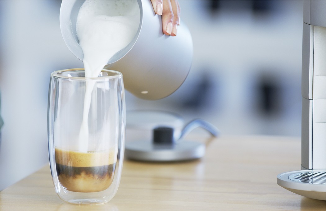 Manual，Alexa voice command，interactive，wireless，Spinn Coffee，