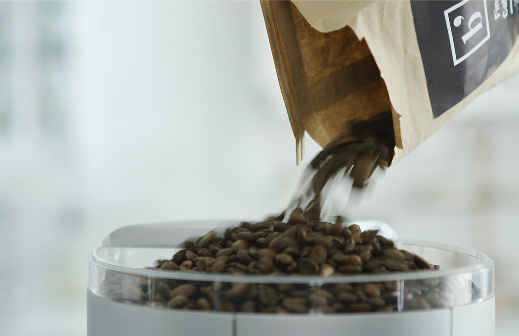 Manual，Alexa voice command，interactive，wireless，Spinn Coffee，