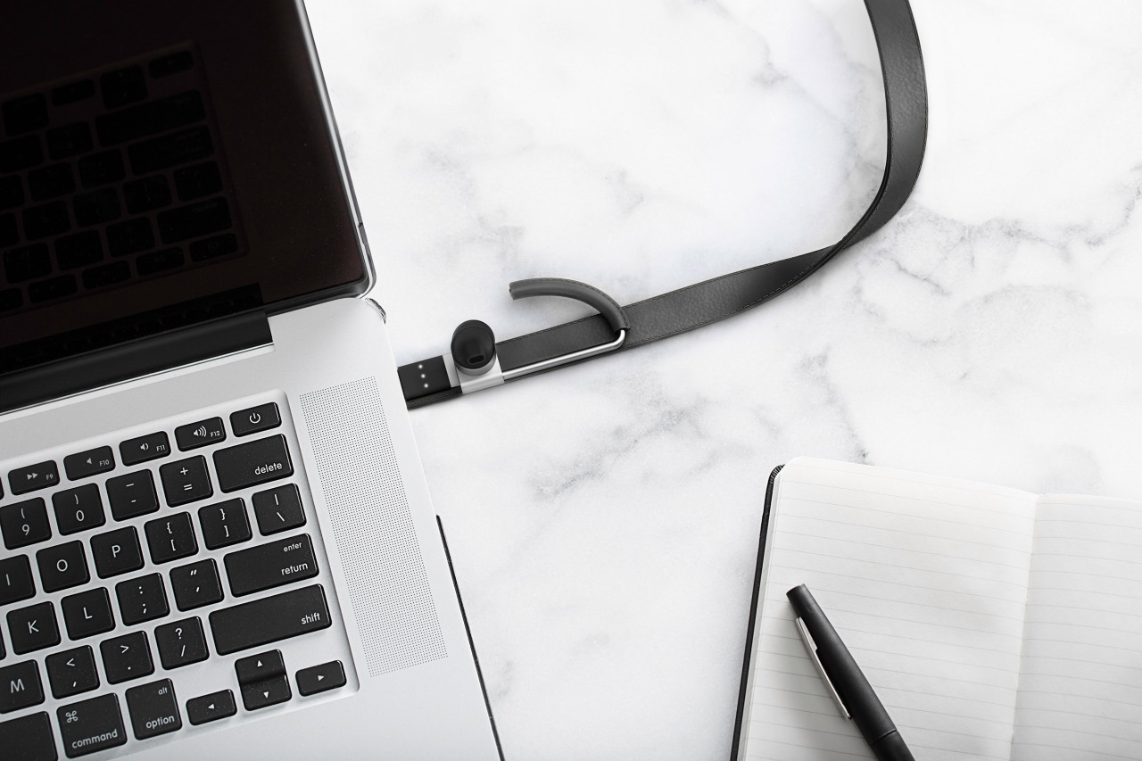 industrial design，Rear mounted，headset，intelligence，Digital，