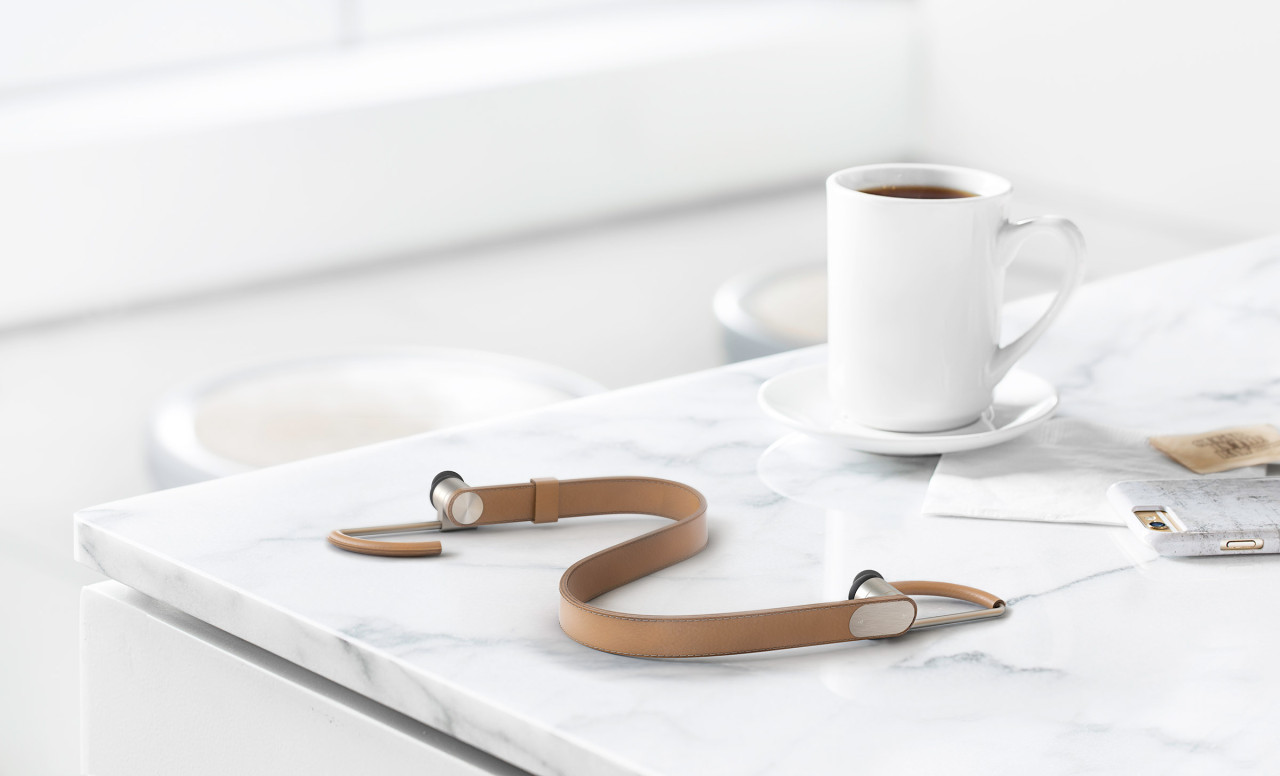 industrial design，Rear mounted，headset，intelligence，Digital，