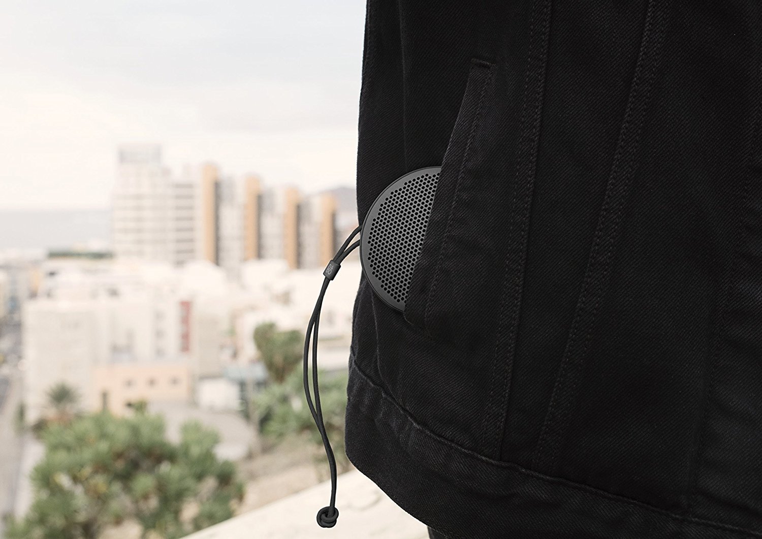 b&o，loudspeaker box，portable，Bluetooth，