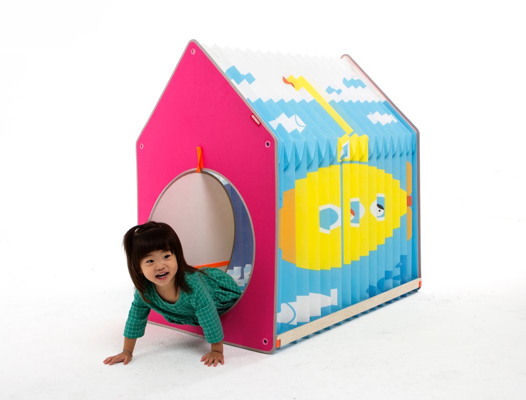 Foldable toy house，product design，fold，