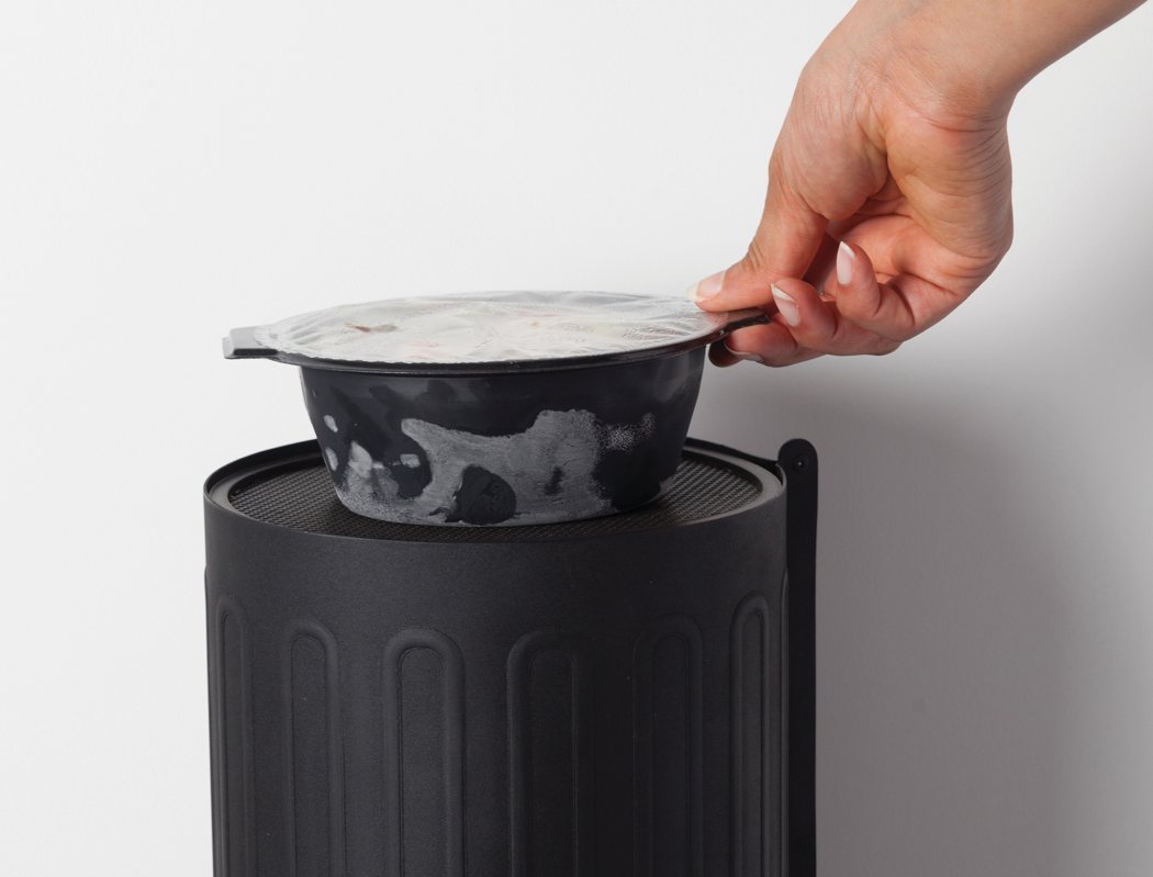 Refrigerator，white，Automatic design，