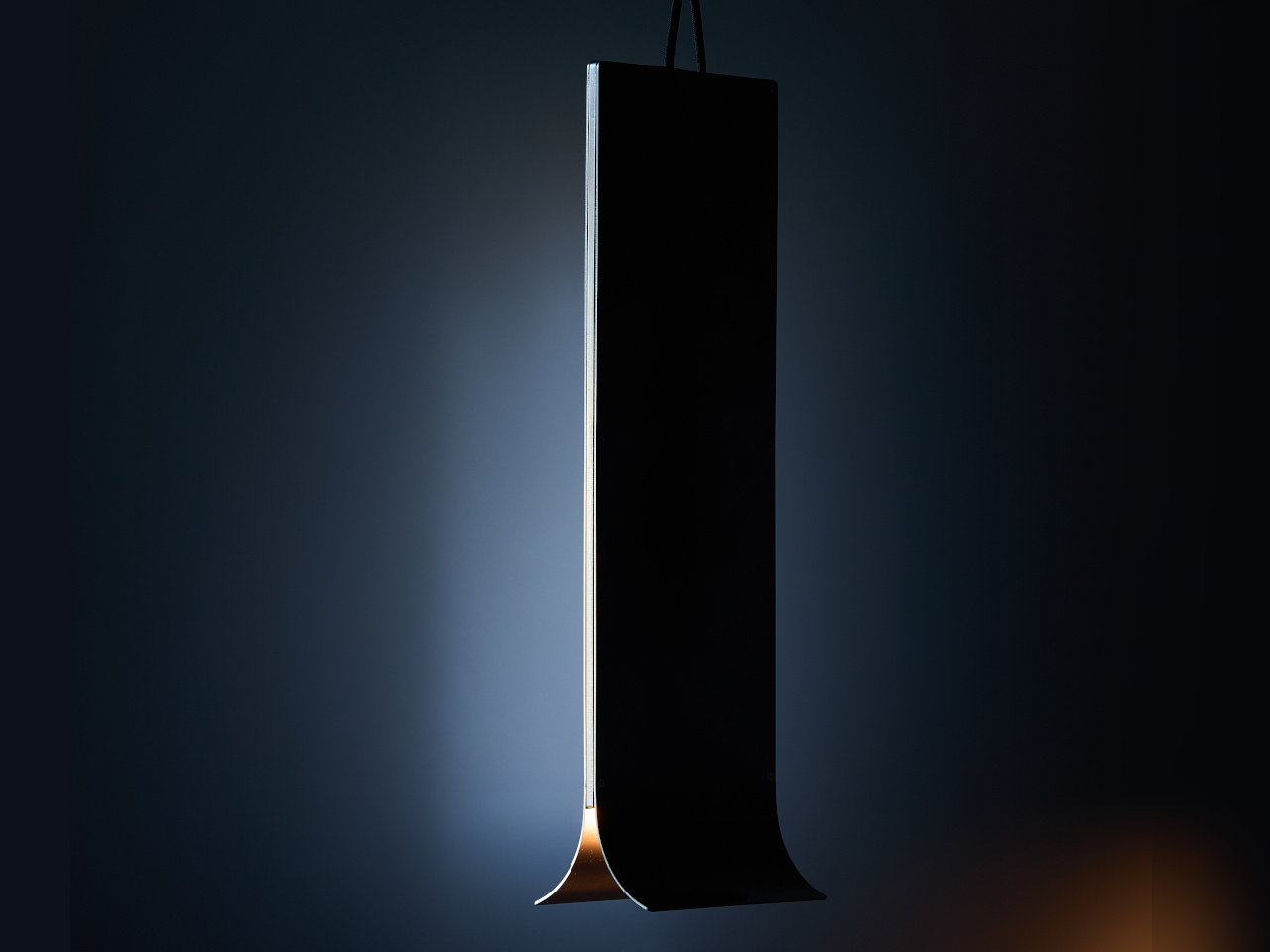 Noon，Minimalist chandelier，Aluminum anode，Modern style，Atmosphere warm light，