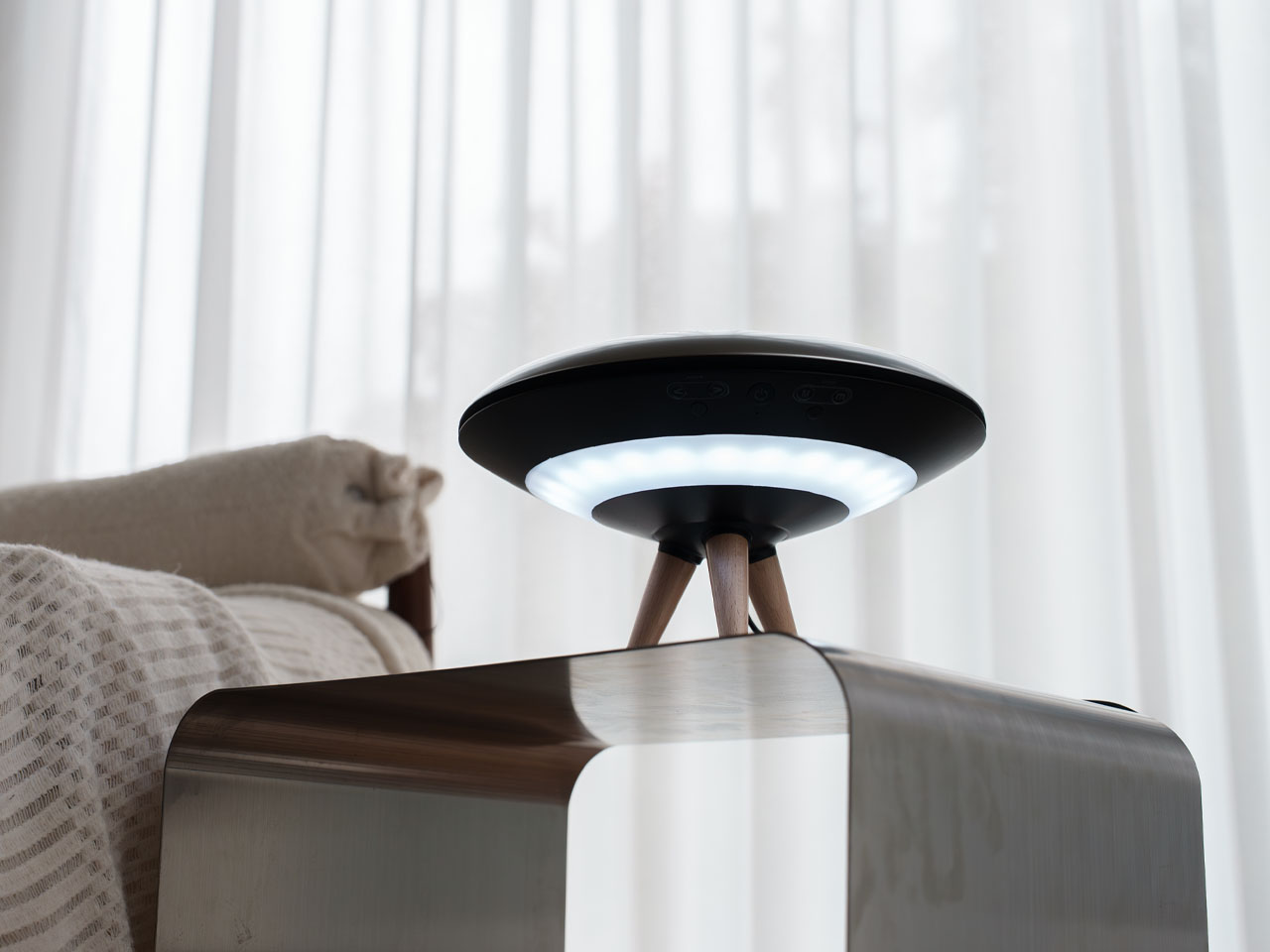 Ferromagnetic fluid，Visual Music，Bluetooth audio，Desktop Art，Black Technology，