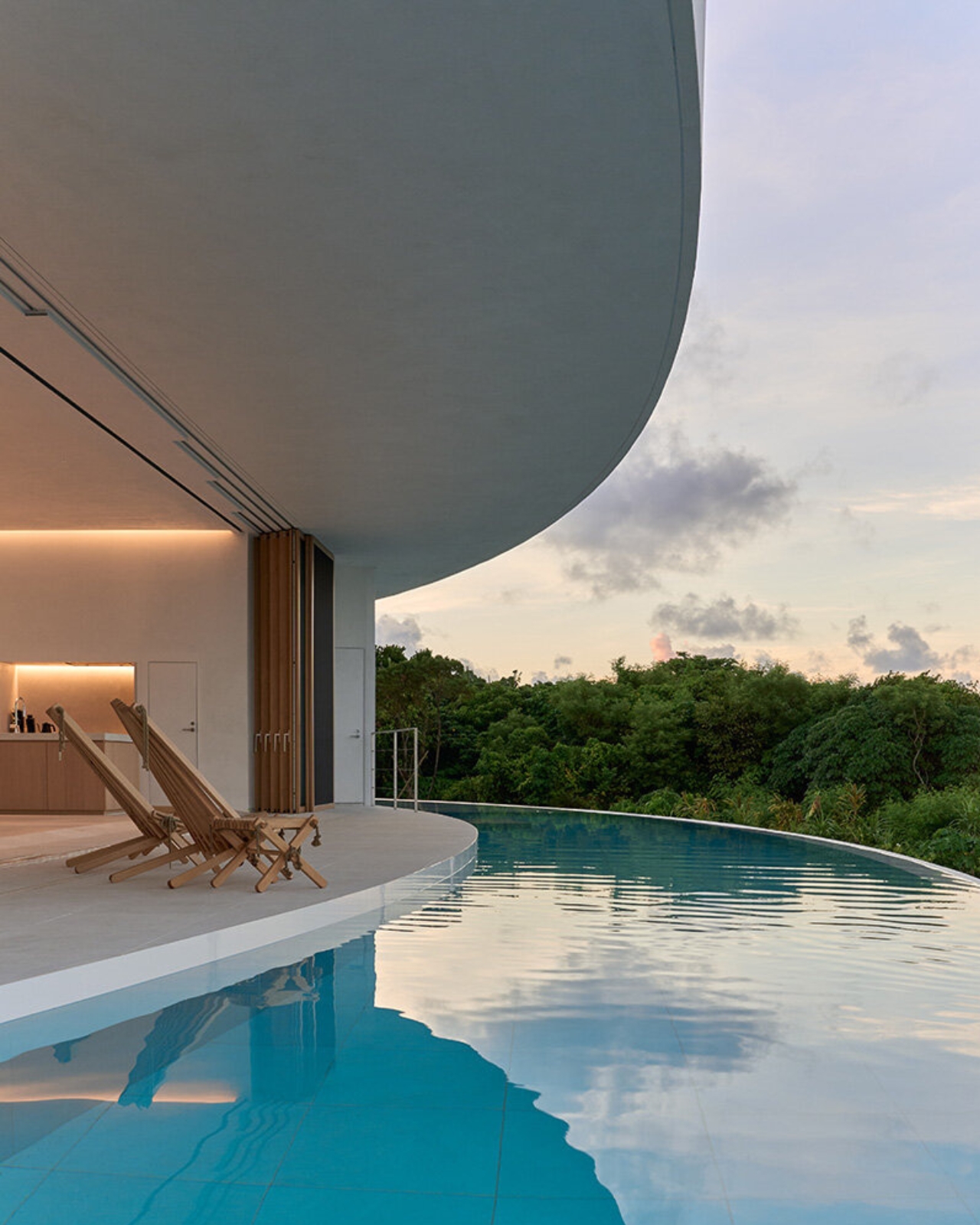 Earth Circular Villa，German Gold Award for Sustainable Architecture，Villa design，Prairie landscape，Sustainable design，