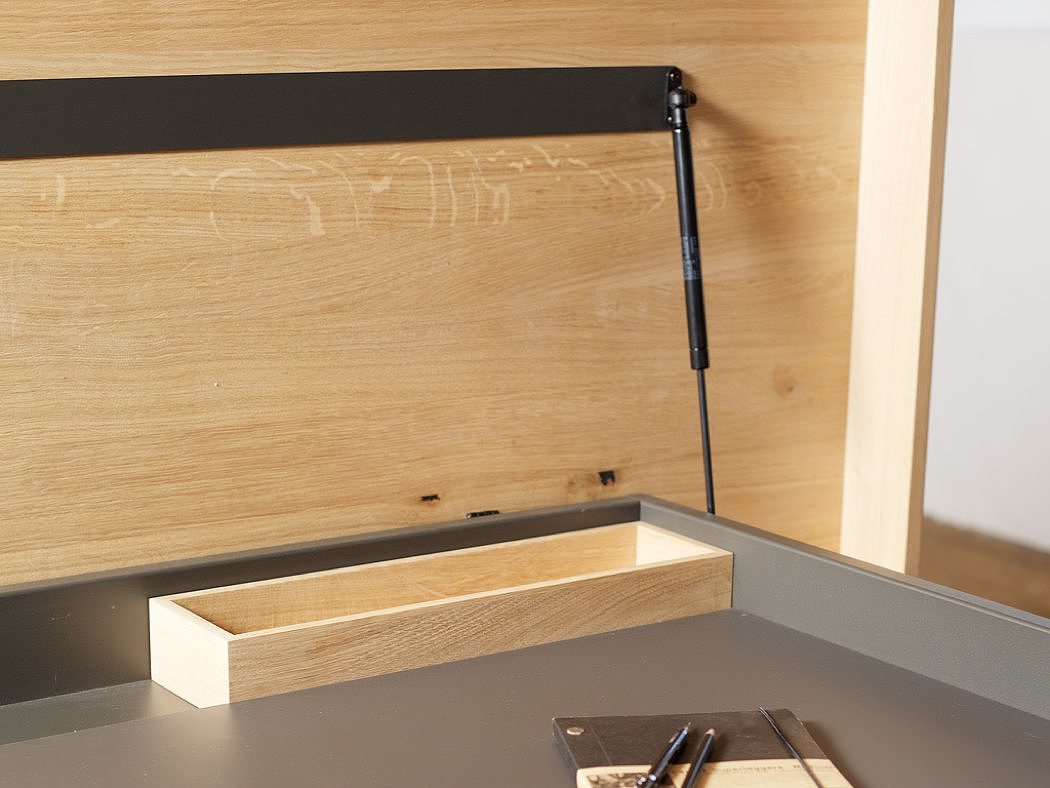 fold，Damian regame，reuv ，Table，Celerina Table，