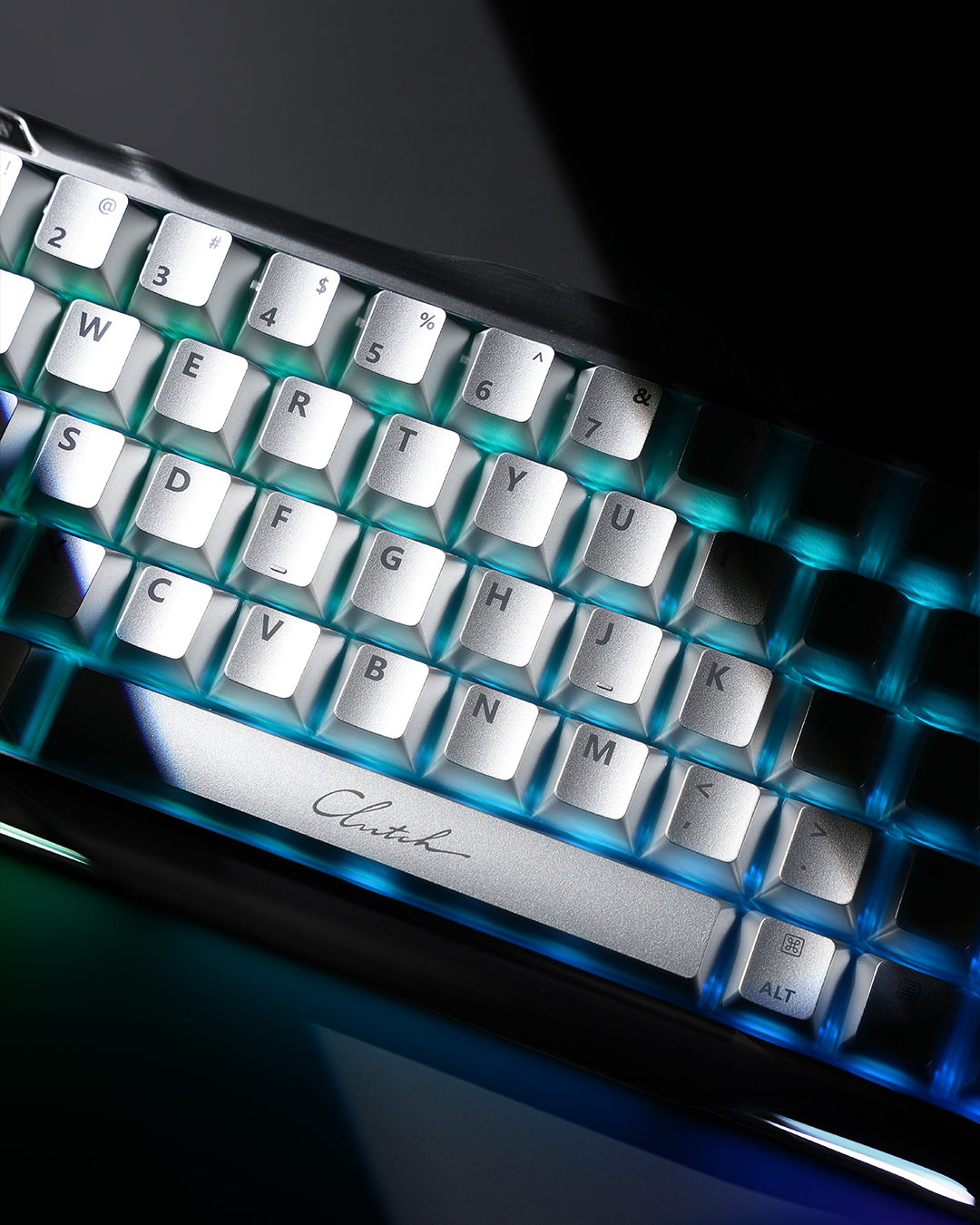 Gaming keyboard，industrial design，Mecha Tide Play，Game peripherals，Skeleton Design，