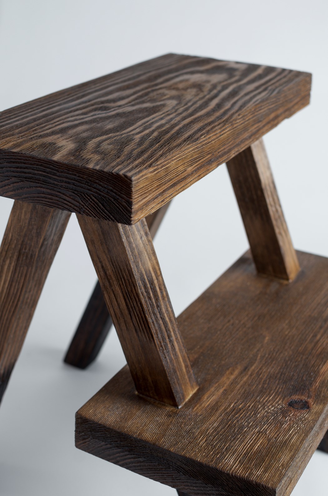 Alexander Cantu，wooden ，stool，Burnt Stool，