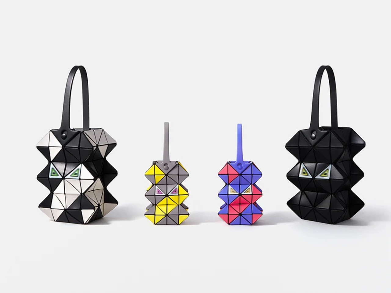 knapsack，Fashion products，Issey Miyake，originality，