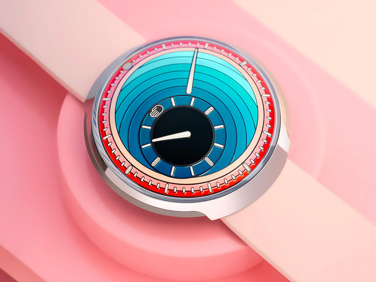 Wrist watch，Wristwatch，Fashion products，Ressence，