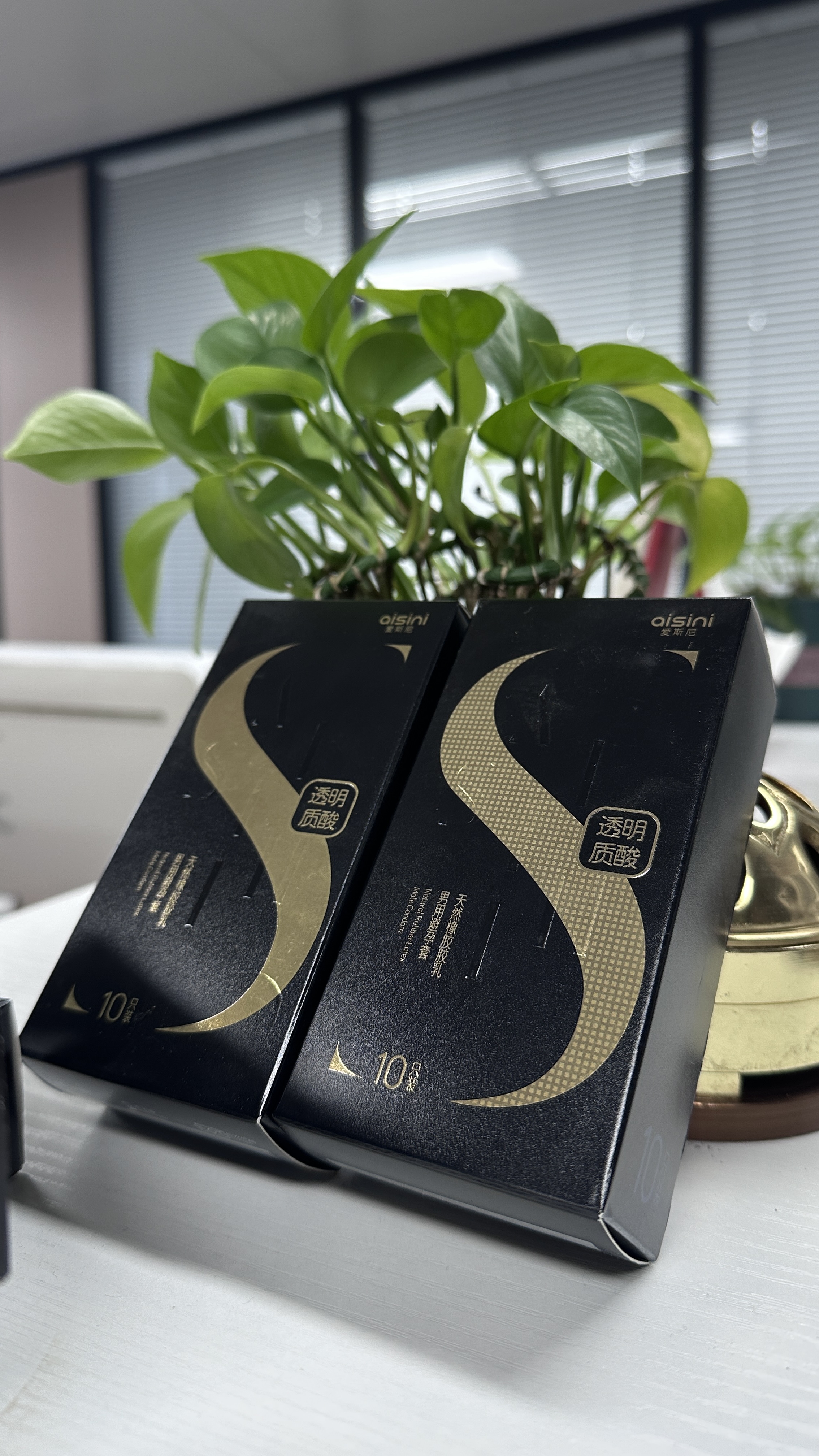 Condom Packaging Design，Condom Packaging Design，