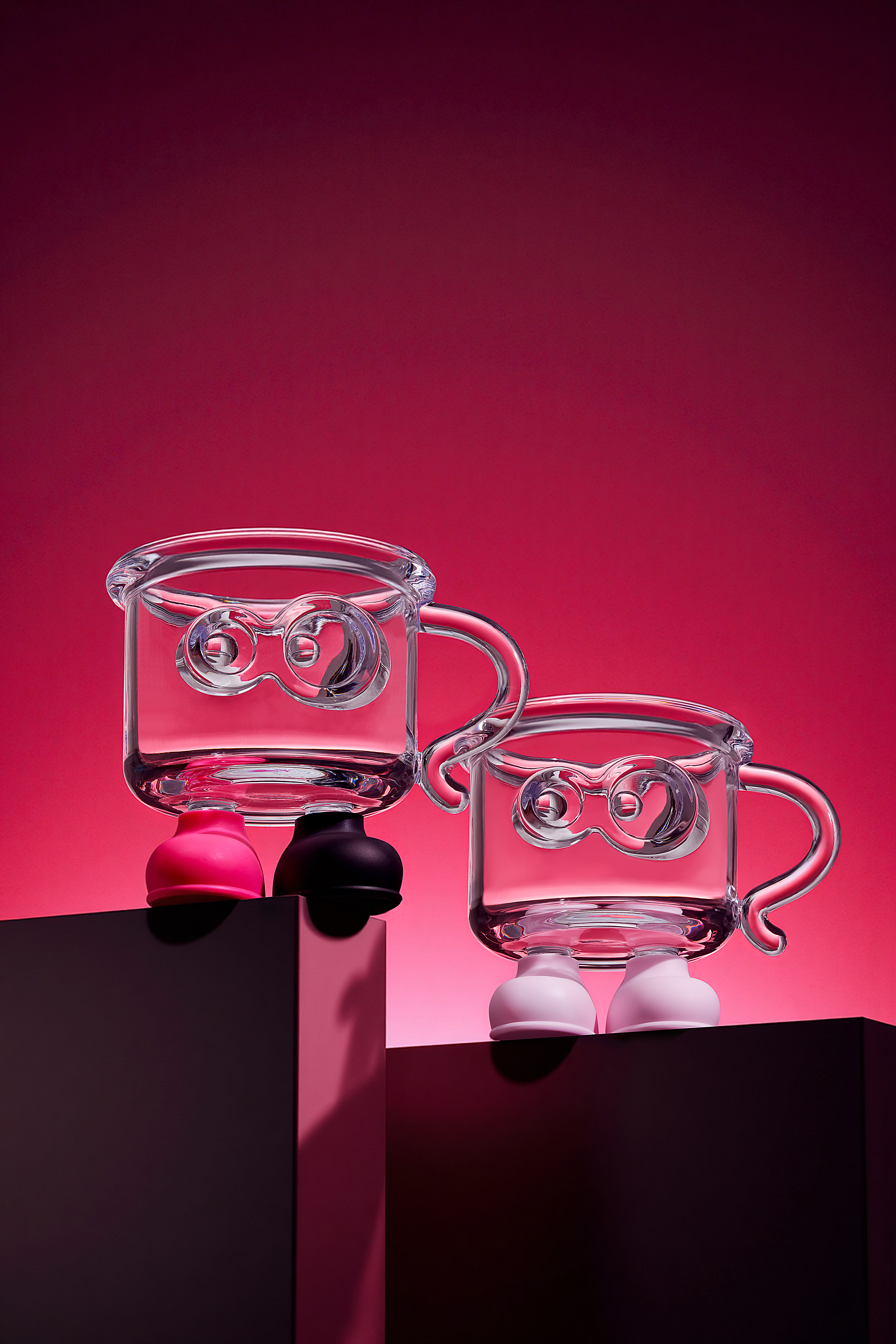 Water cup，Childlike interest，accompany，