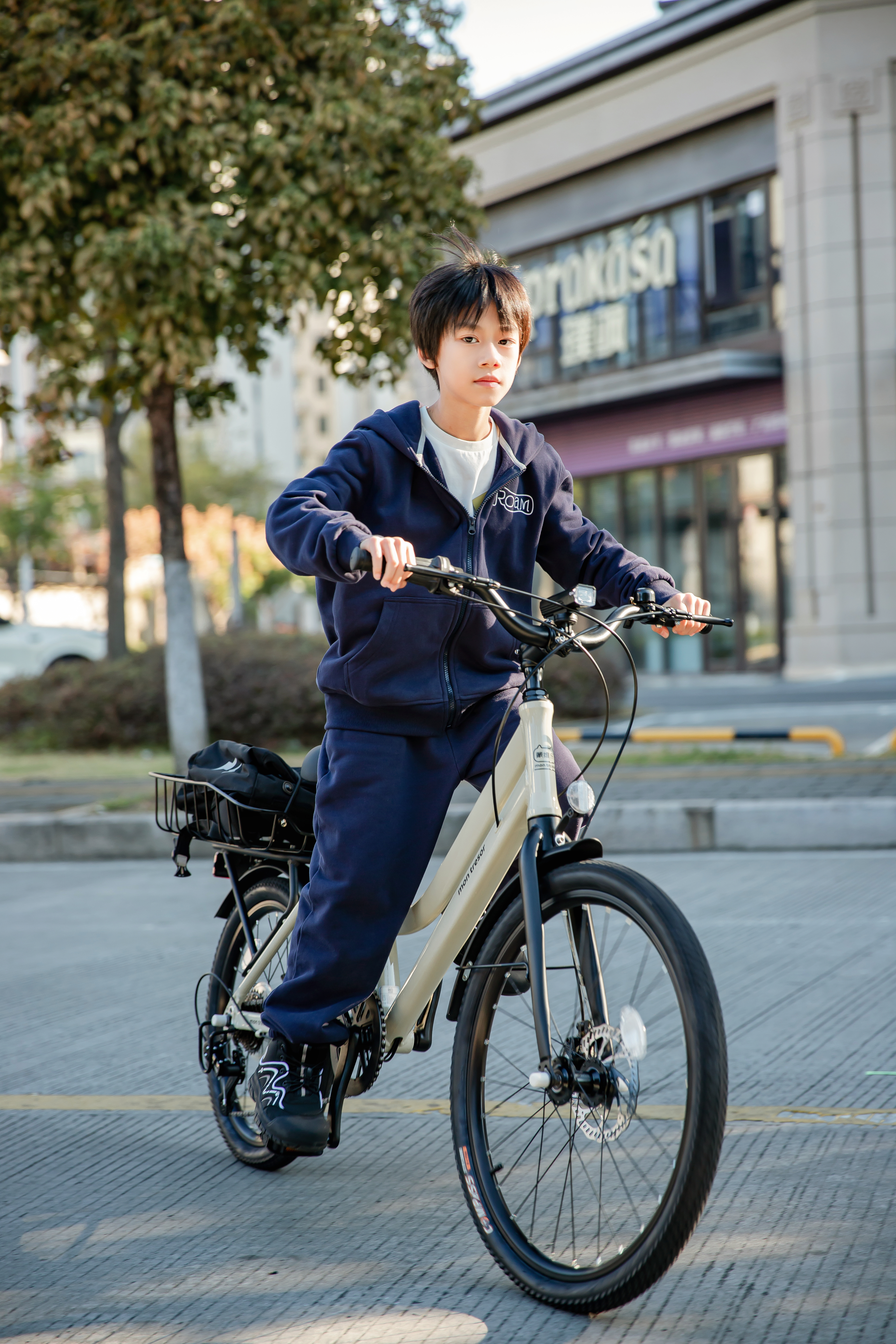 vehicle，product design，industrial design，Bicycle，Student car，student，