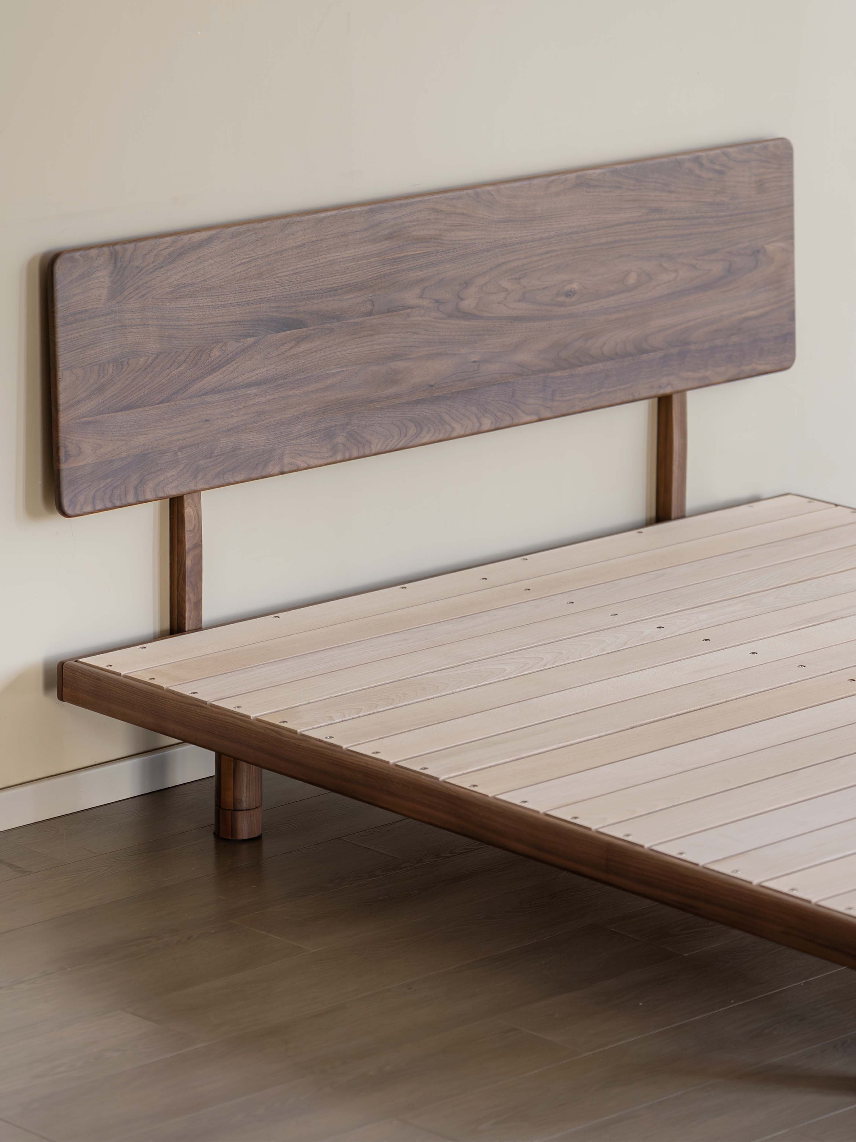 furniture design ，Residential Furniture，Original design，Solid wood furniture，Black walnut furniture，Solid wood bed，