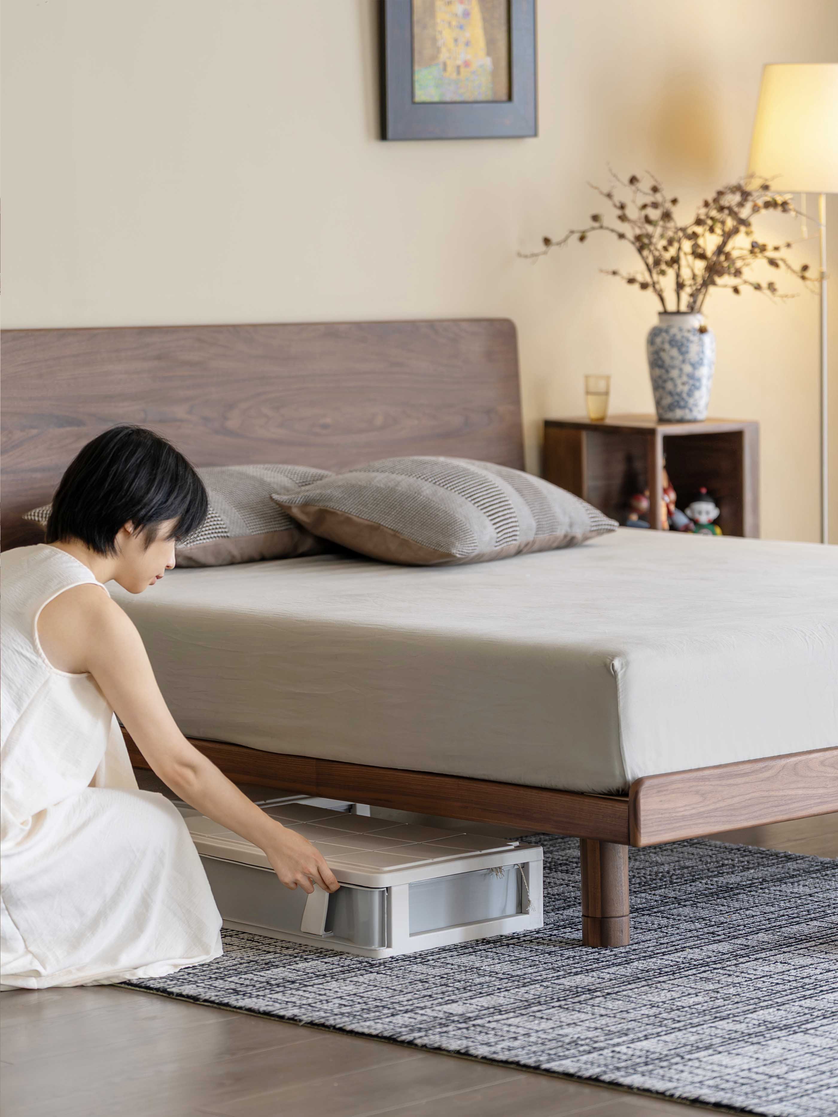 furniture design ，Residential Furniture，Original design，Solid wood furniture，Black walnut furniture，Solid wood bed，