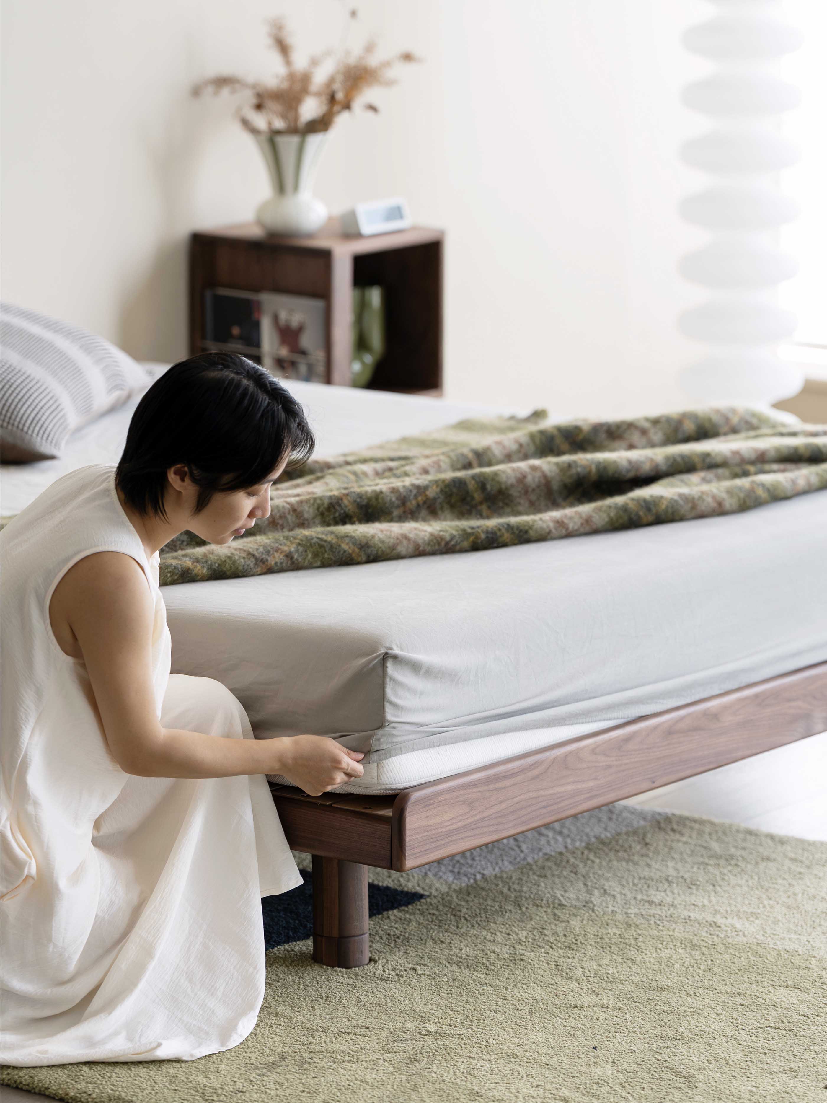 furniture design ，Residential Furniture，Original design，Solid wood furniture，Black walnut furniture，Solid wood bed，