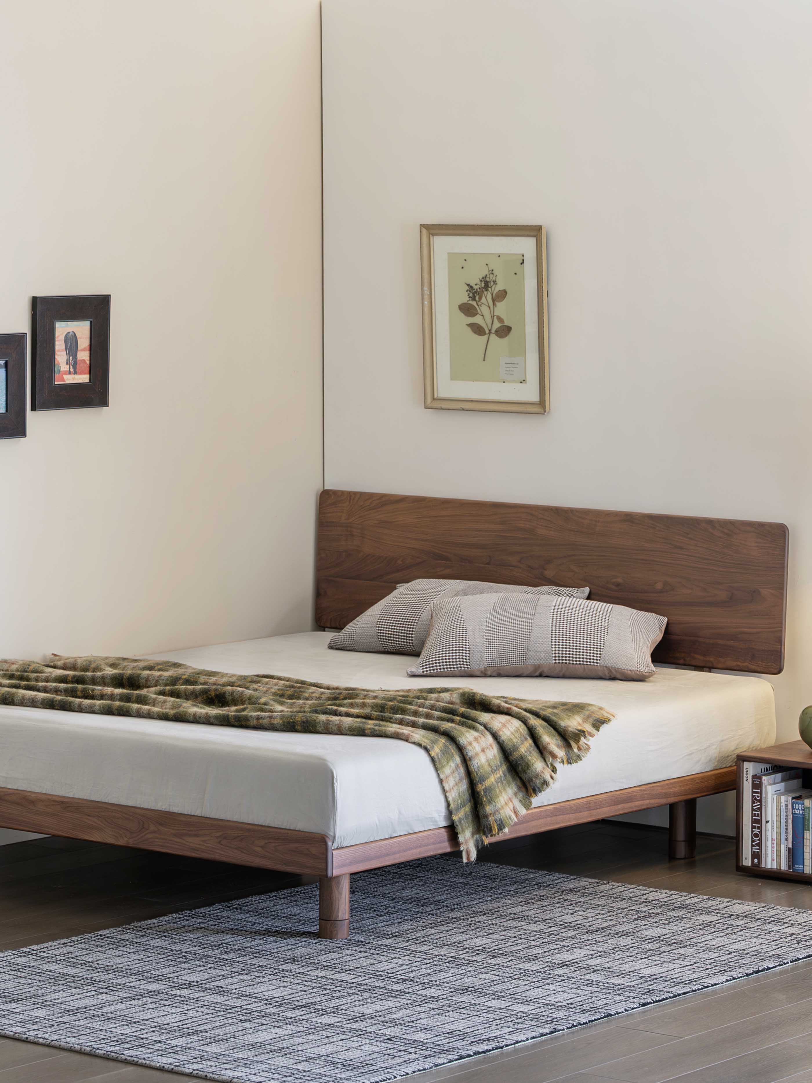 furniture design ，Residential Furniture，Original design，Solid wood furniture，Black walnut furniture，Solid wood bed，