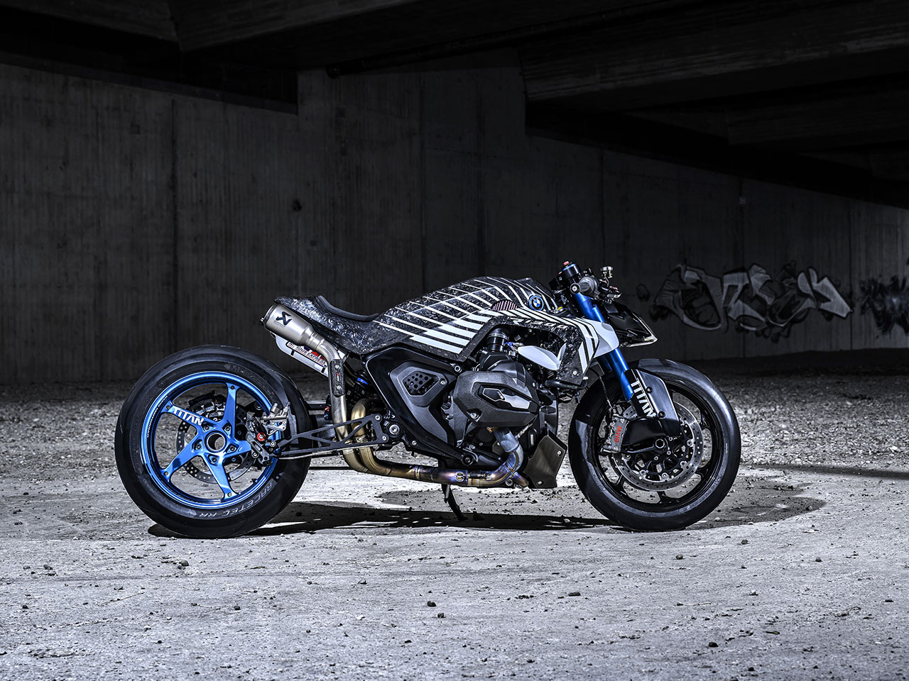 bmw，Nitrogen Acceleration，Short sprint，NOS，motorcycle，