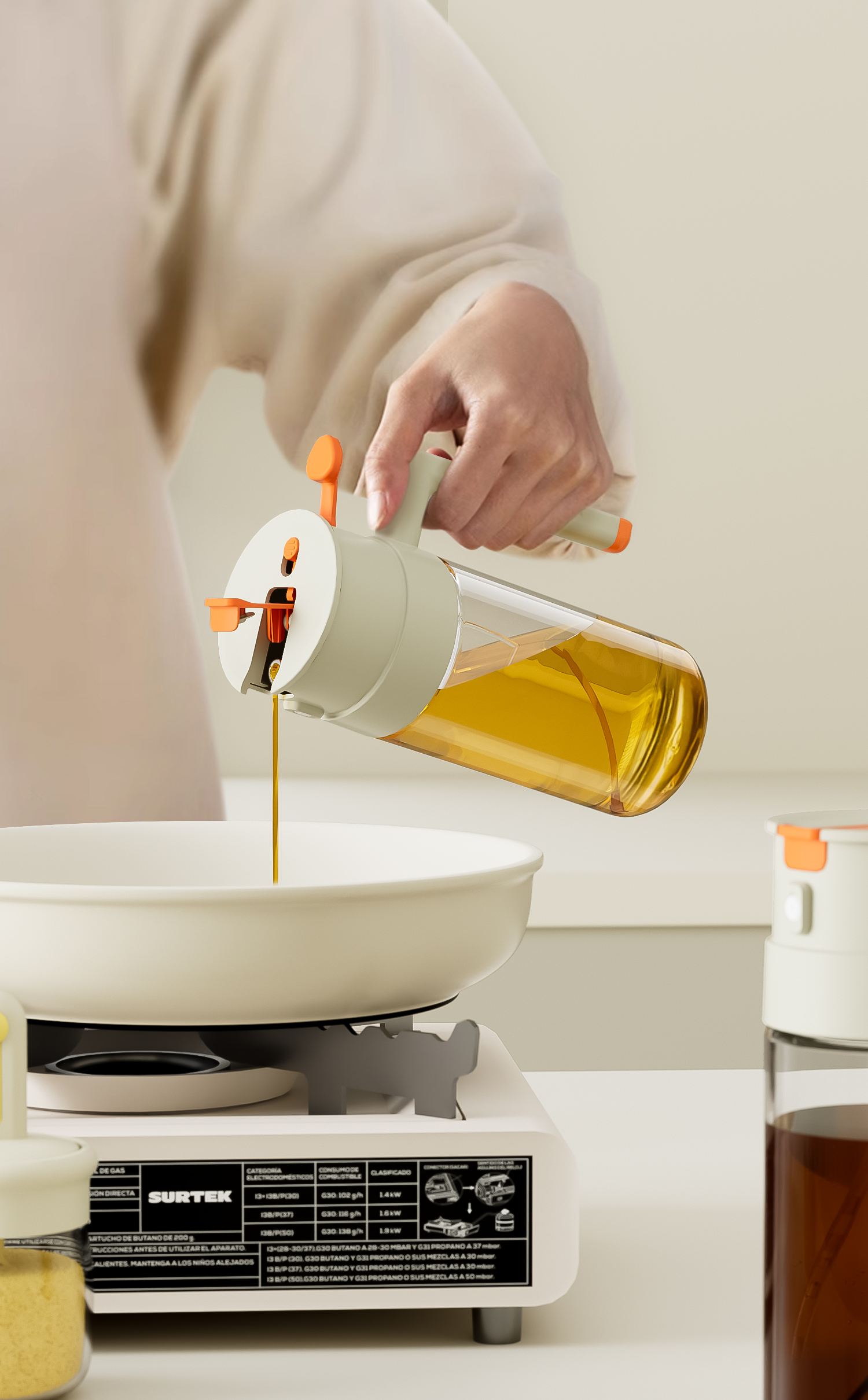 Oil can, easy to clean，