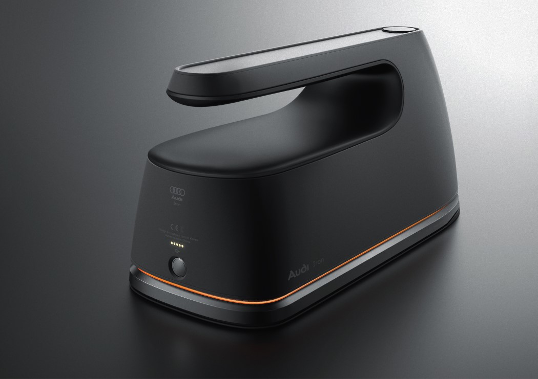 LED lamp，wireless，Metal frosting，Jaehyuk Lim，Iron，audi，