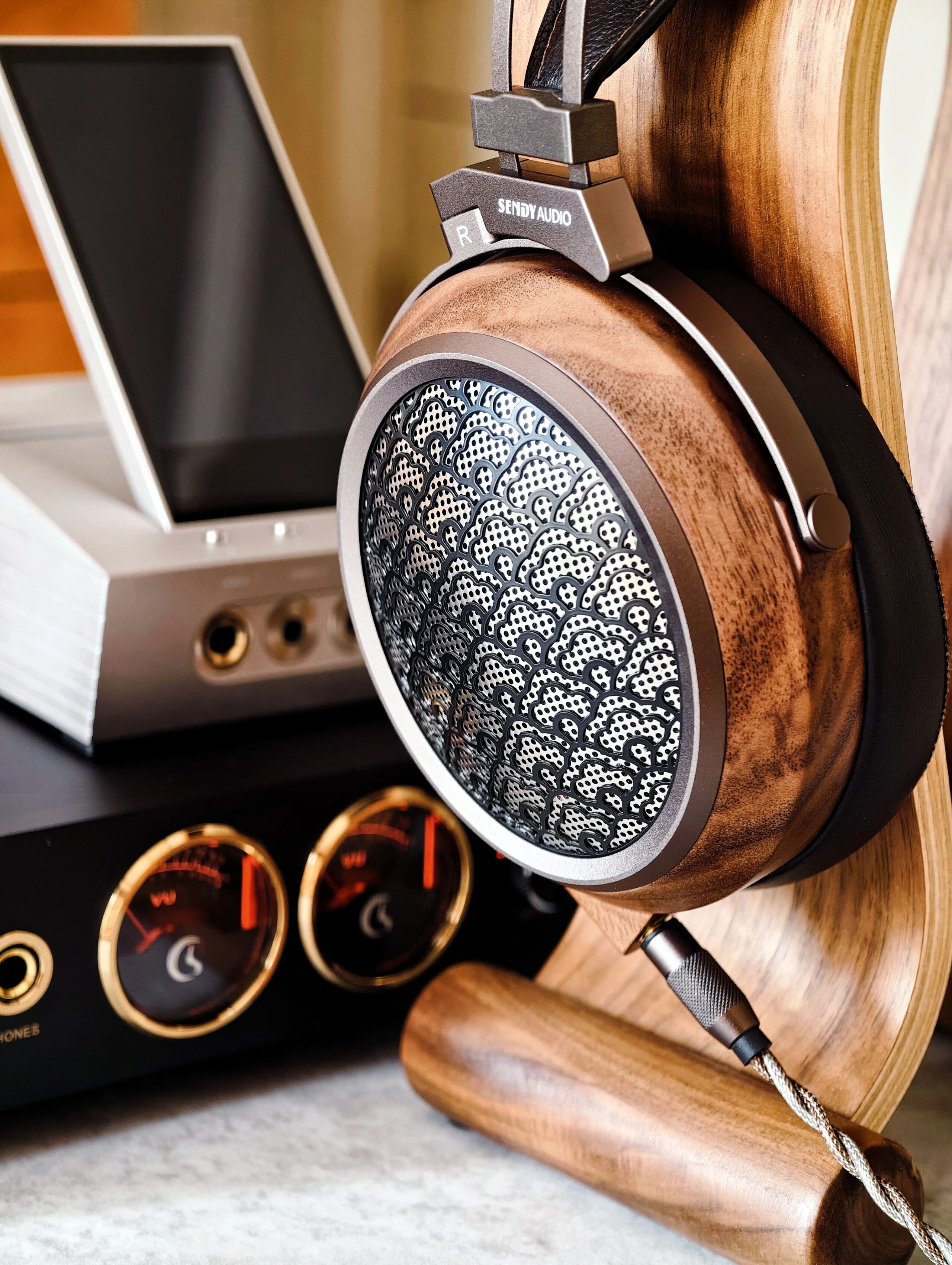 Design inspiration，industrial design，headset，