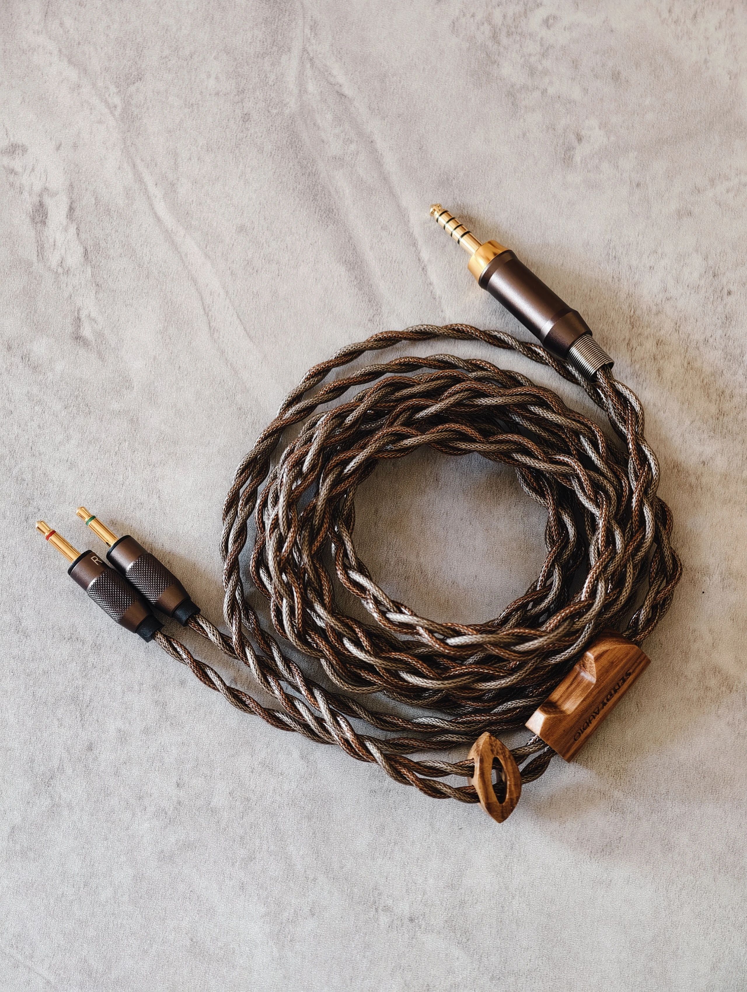 Design inspiration，industrial design，headset，