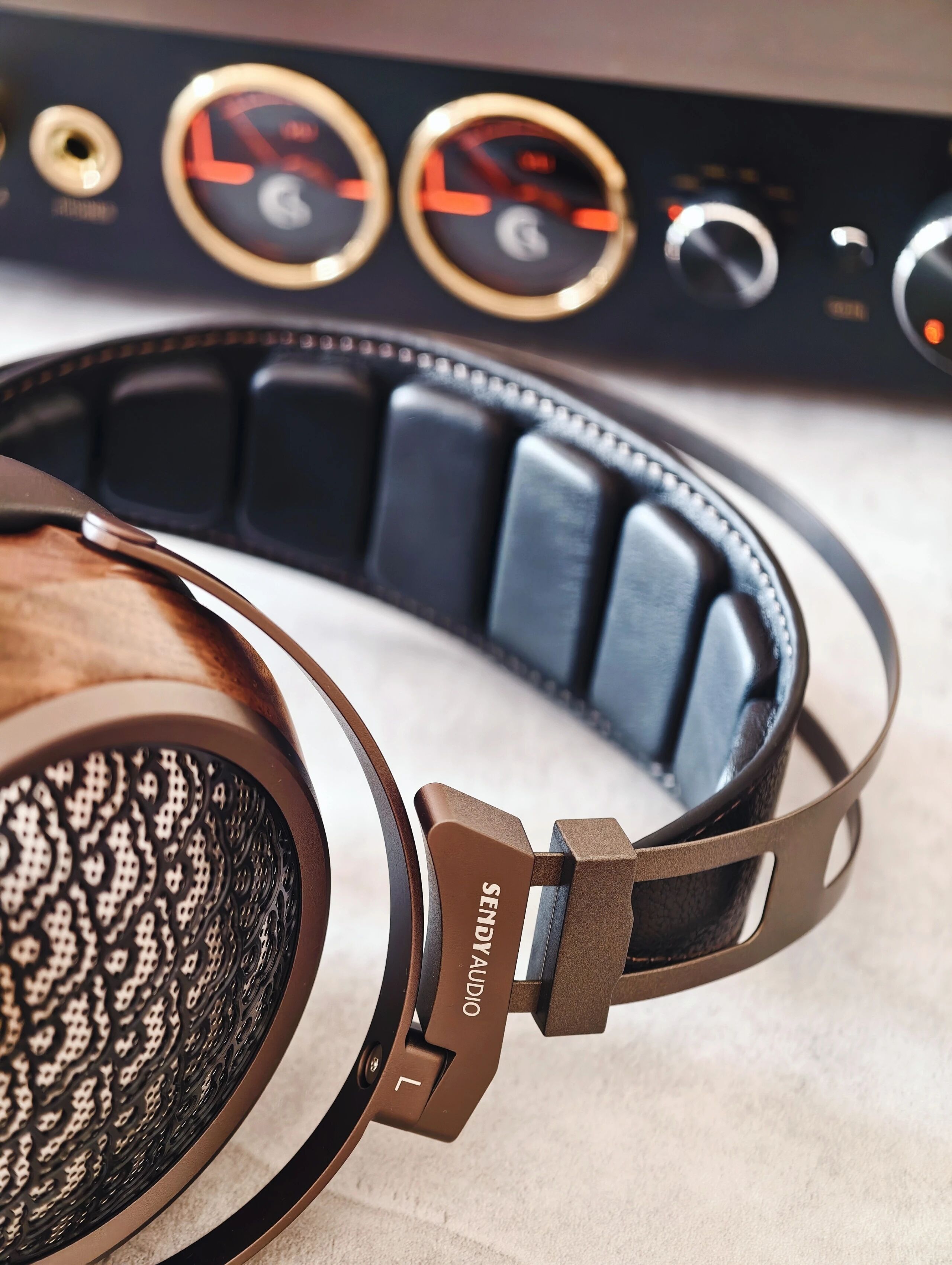 Design inspiration，industrial design，headset，