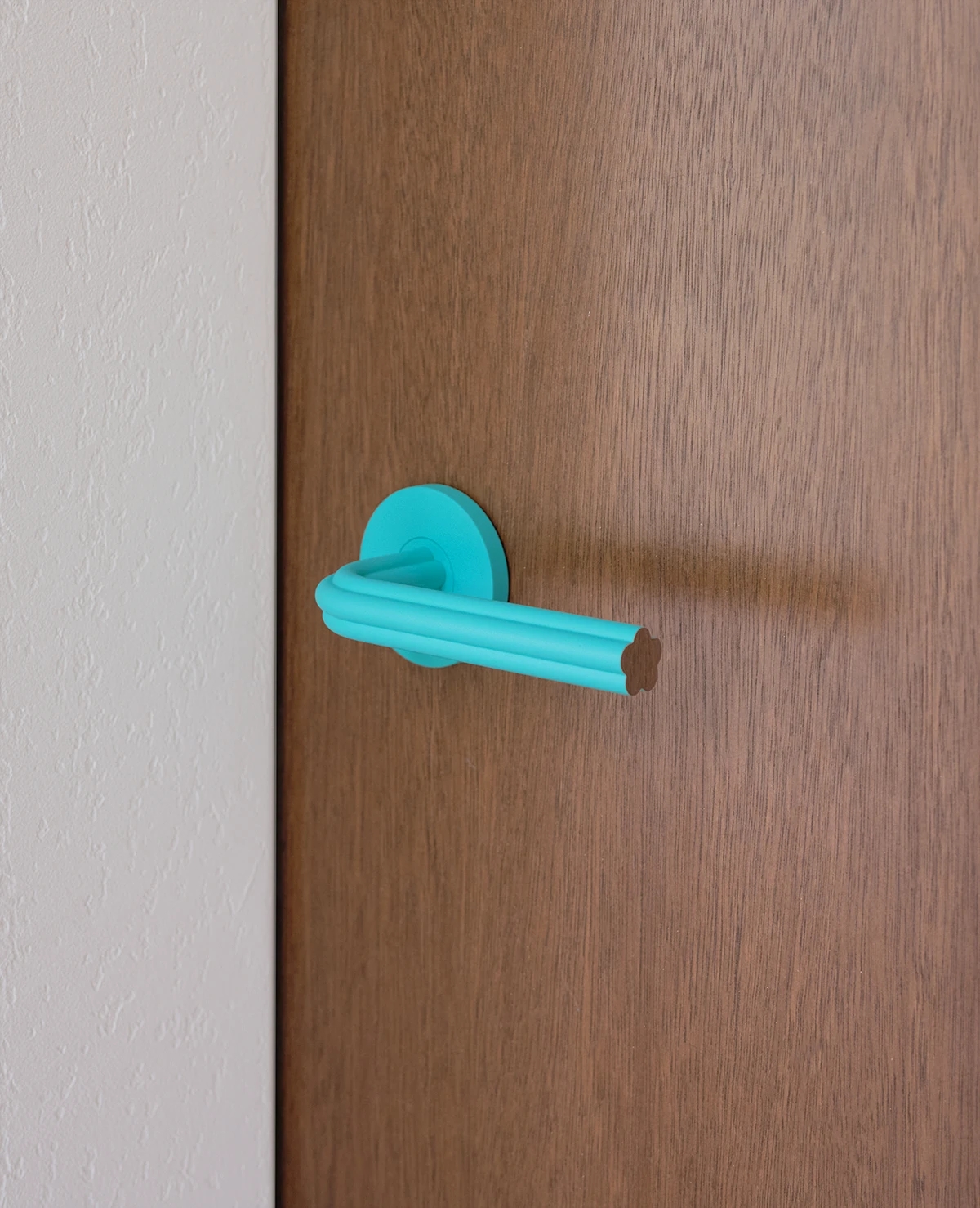 Churro Handle，touchpoint，Metal texture，Artisanal，stereo design，