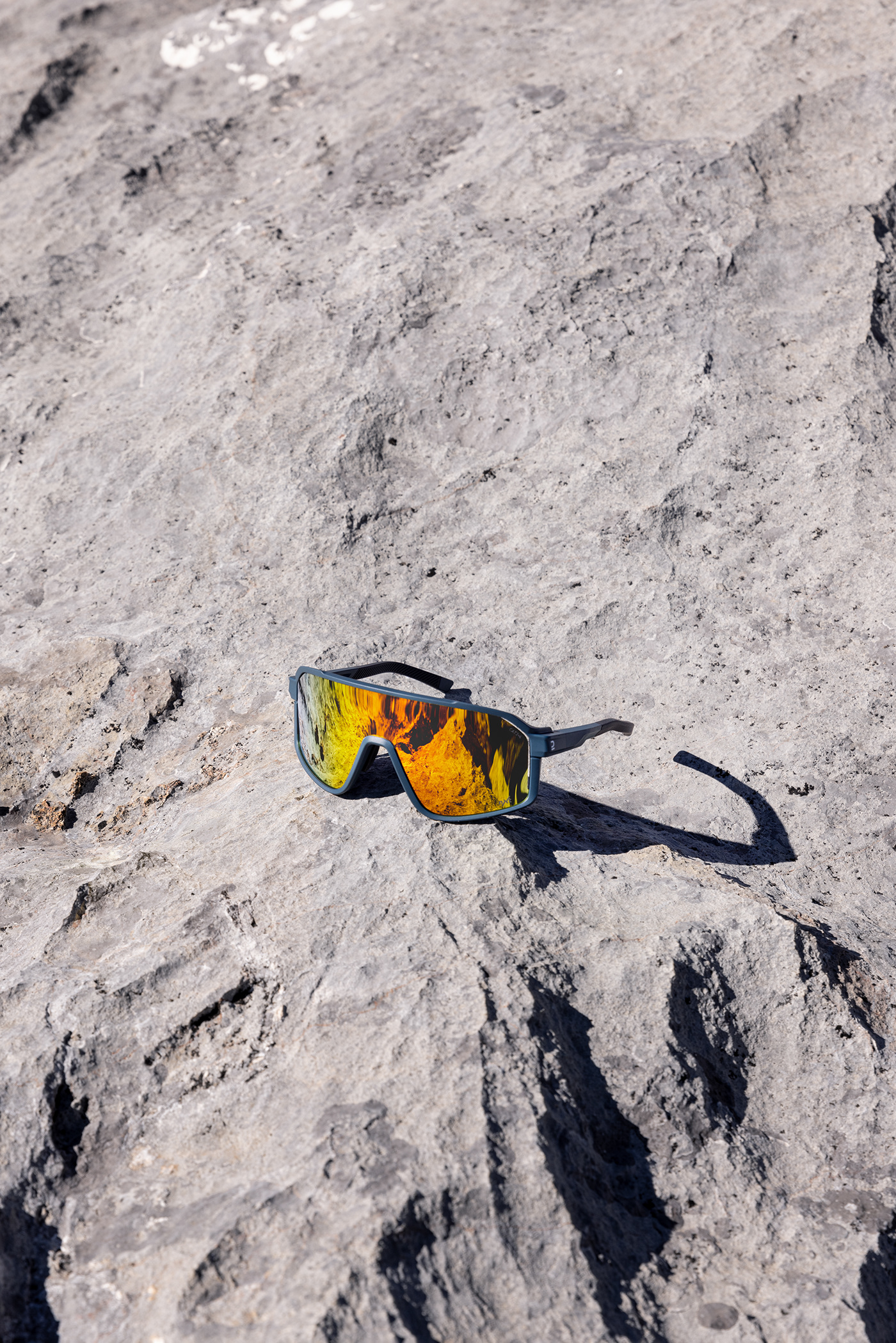 Sports glasses，outdoor limit，Visual experience，Performance Aesthetics，DECATHLON MH 900，