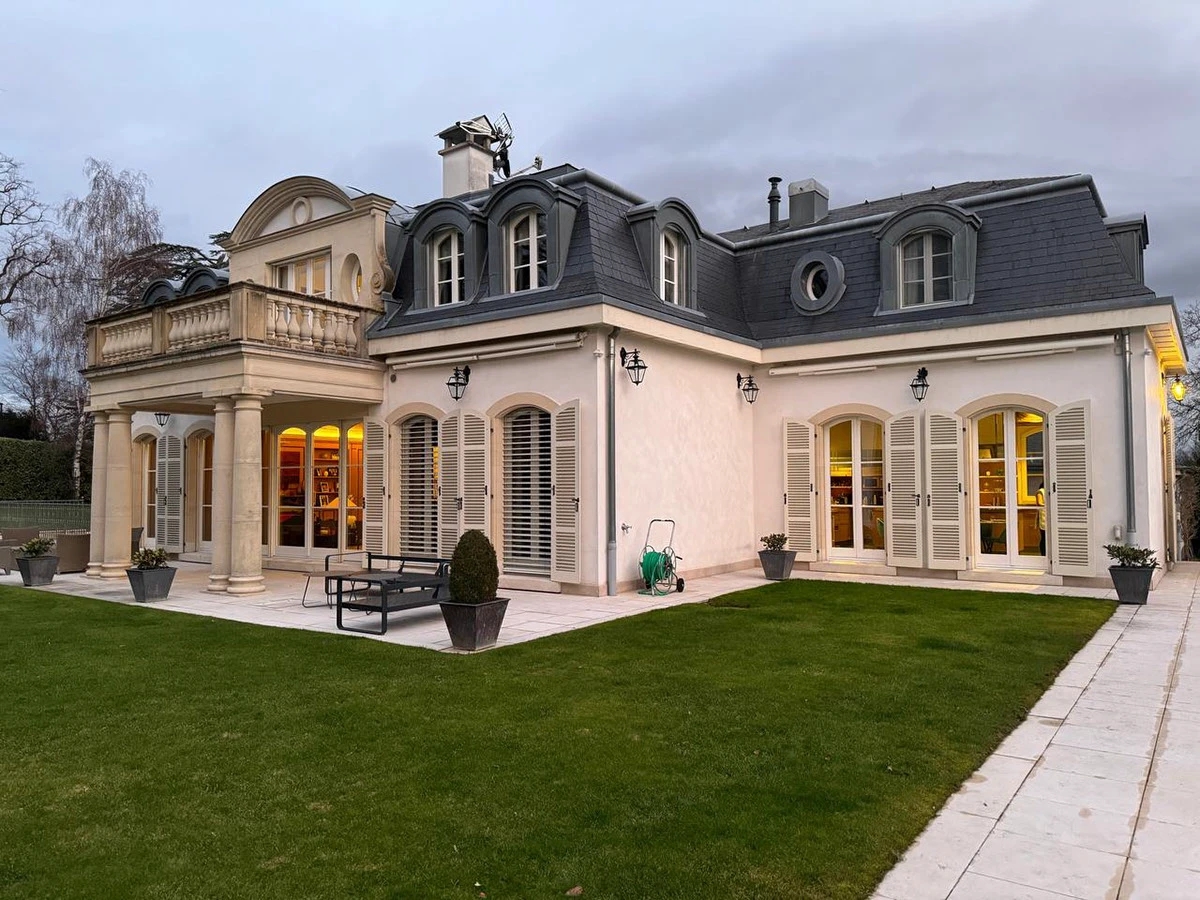 Villa Eleven，Geneva，Italian Villa，historical charm，Timeless Harmony，