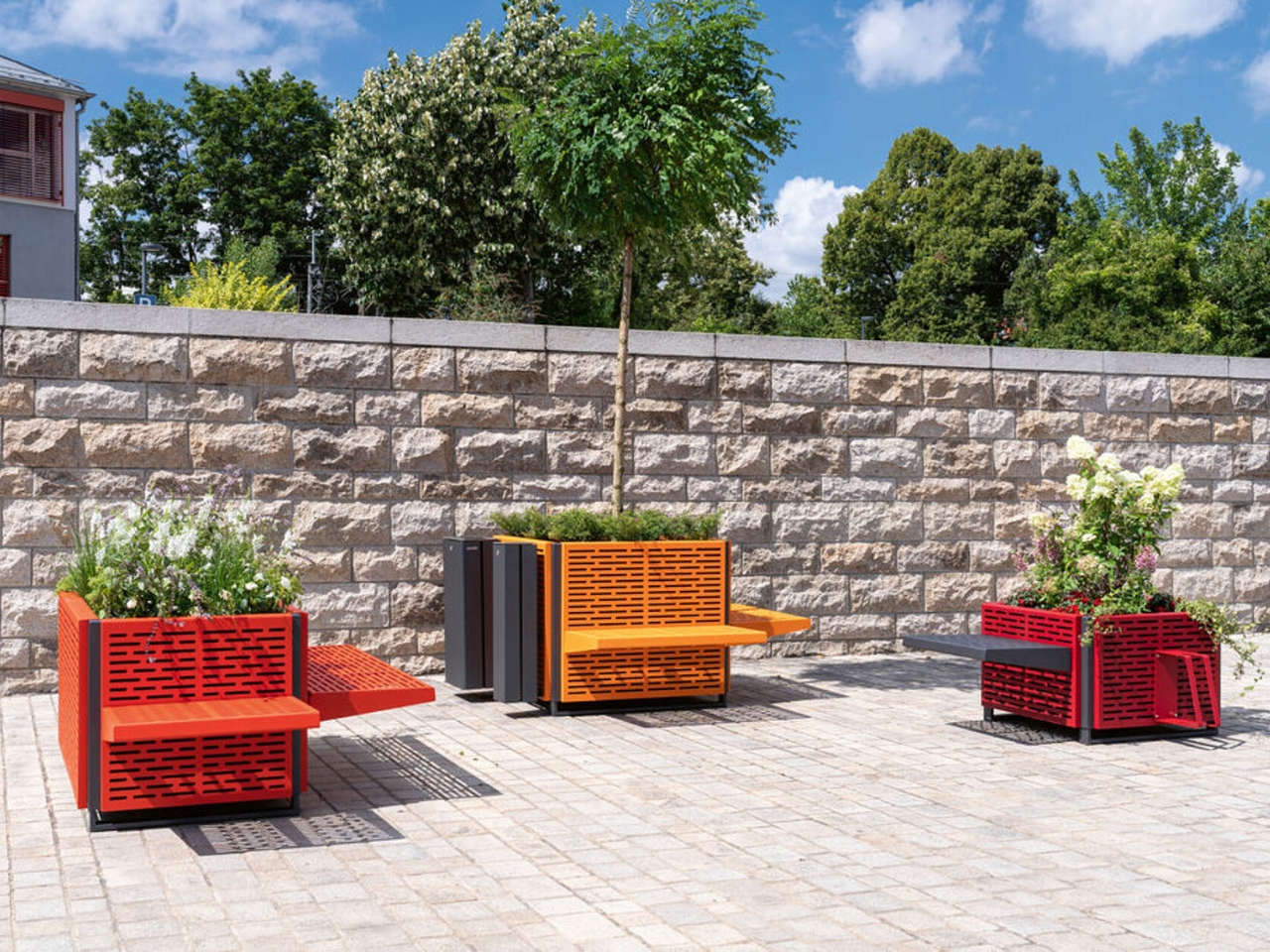 Planter 300，Modular planter，gardening facilities，Outdoor landscape，