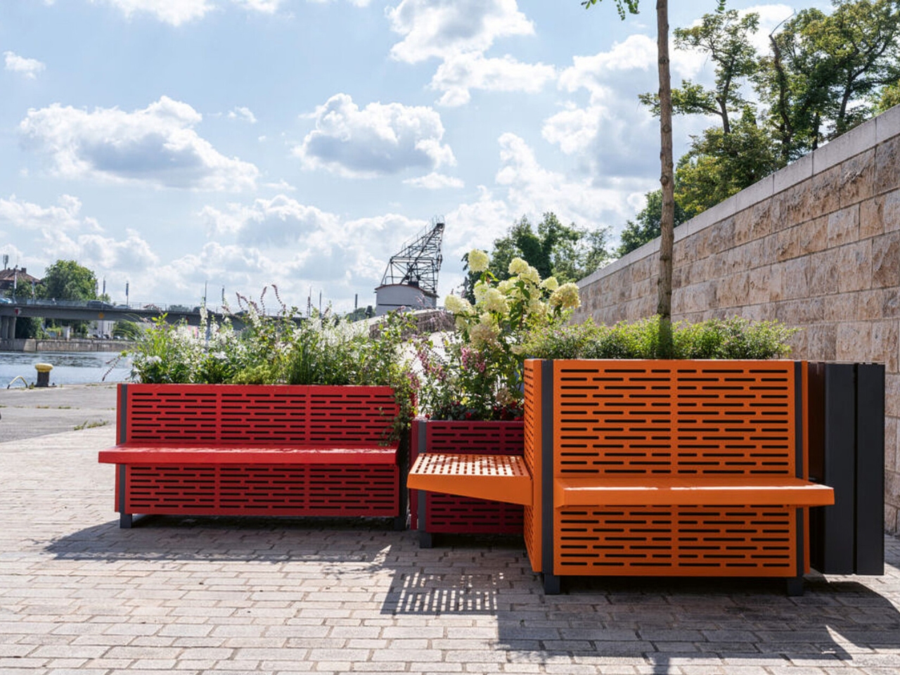 Planter 300，Modular planter，gardening facilities，Outdoor landscape，