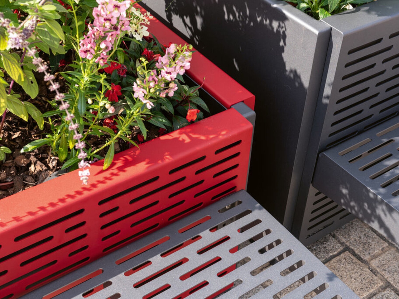 Planter 300，Modular planter，gardening facilities，Outdoor landscape，