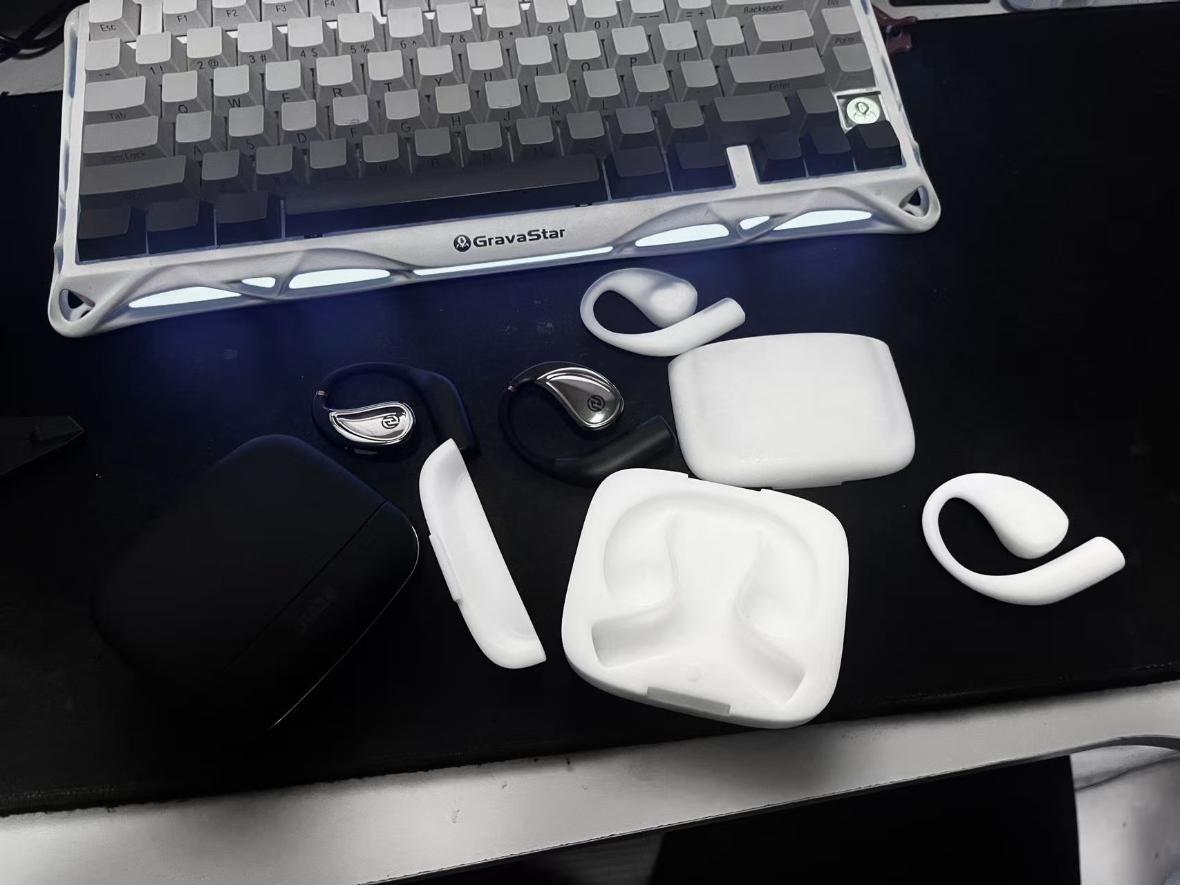 headset，ows，Bluetooth headset，Range Rover，Earphone design，