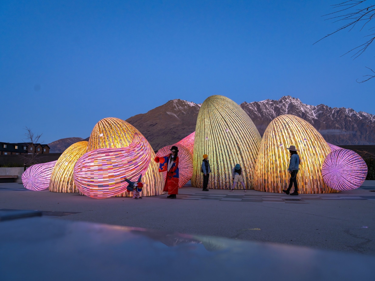 Whispering Mountains，Art installation，Outdoor landscape，Interactive Design，