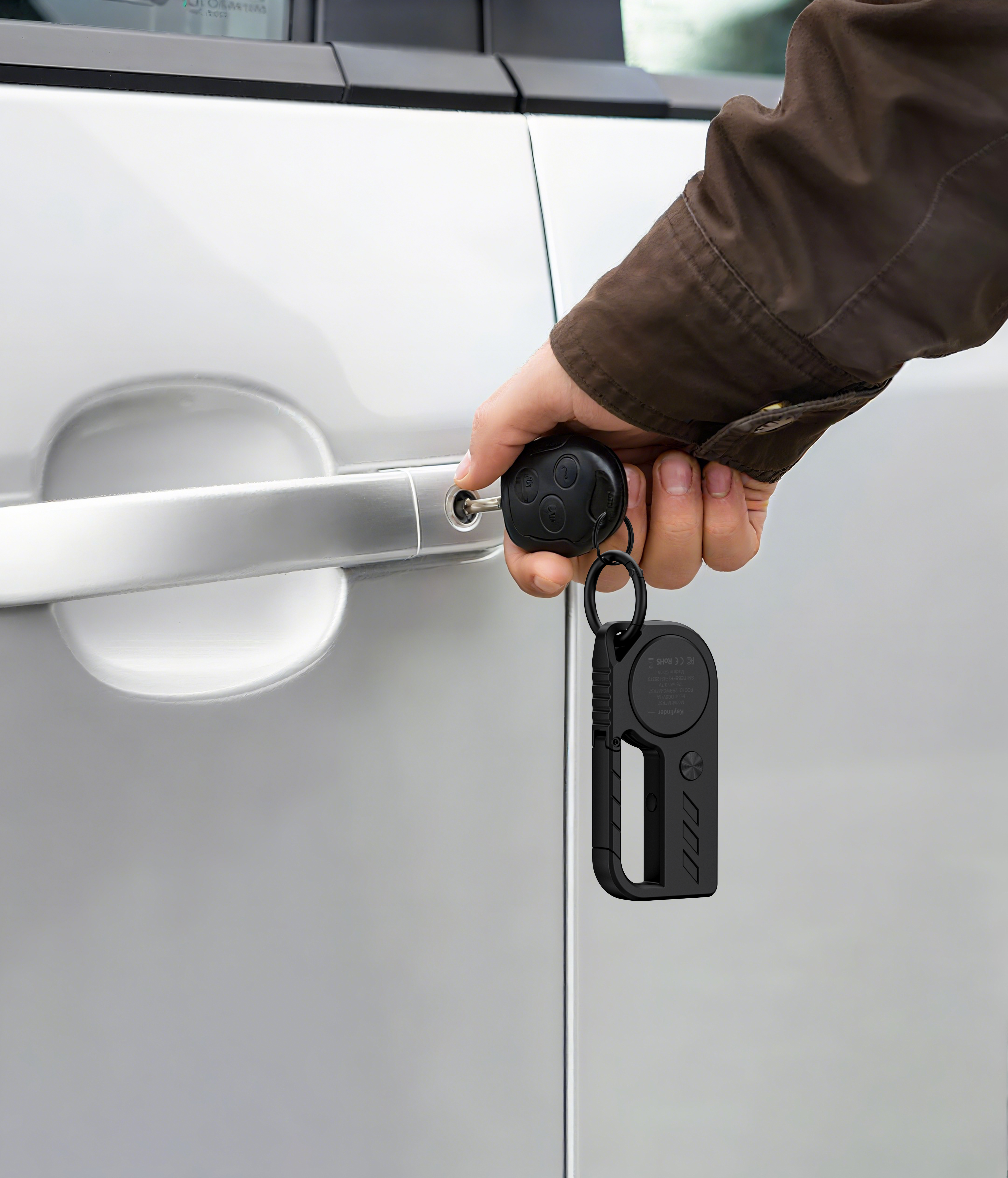 Find My keychain flashlight with tracking locator，