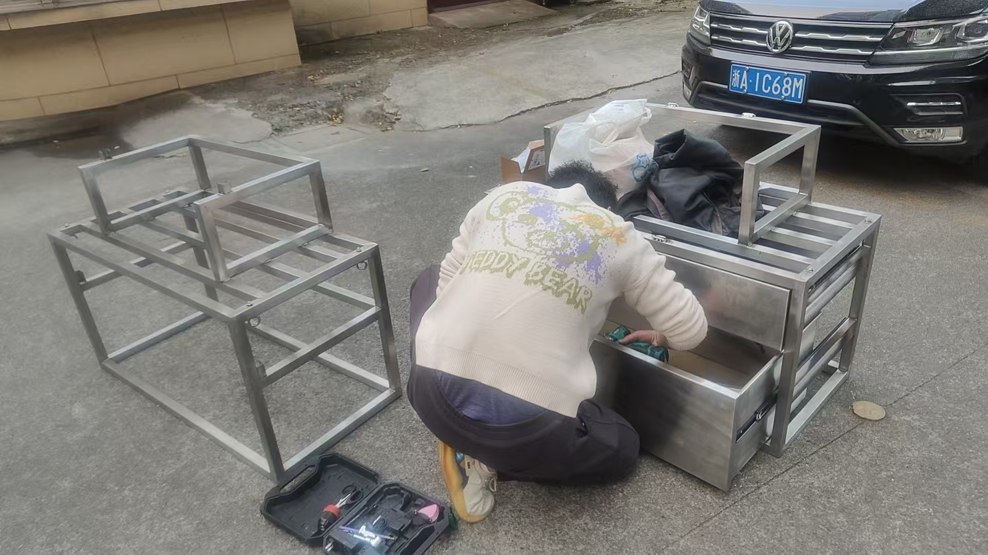 Car trunk bracket，Luggage support，Storage rack，Non-standard customization，Pipe rack，Drawer rack，