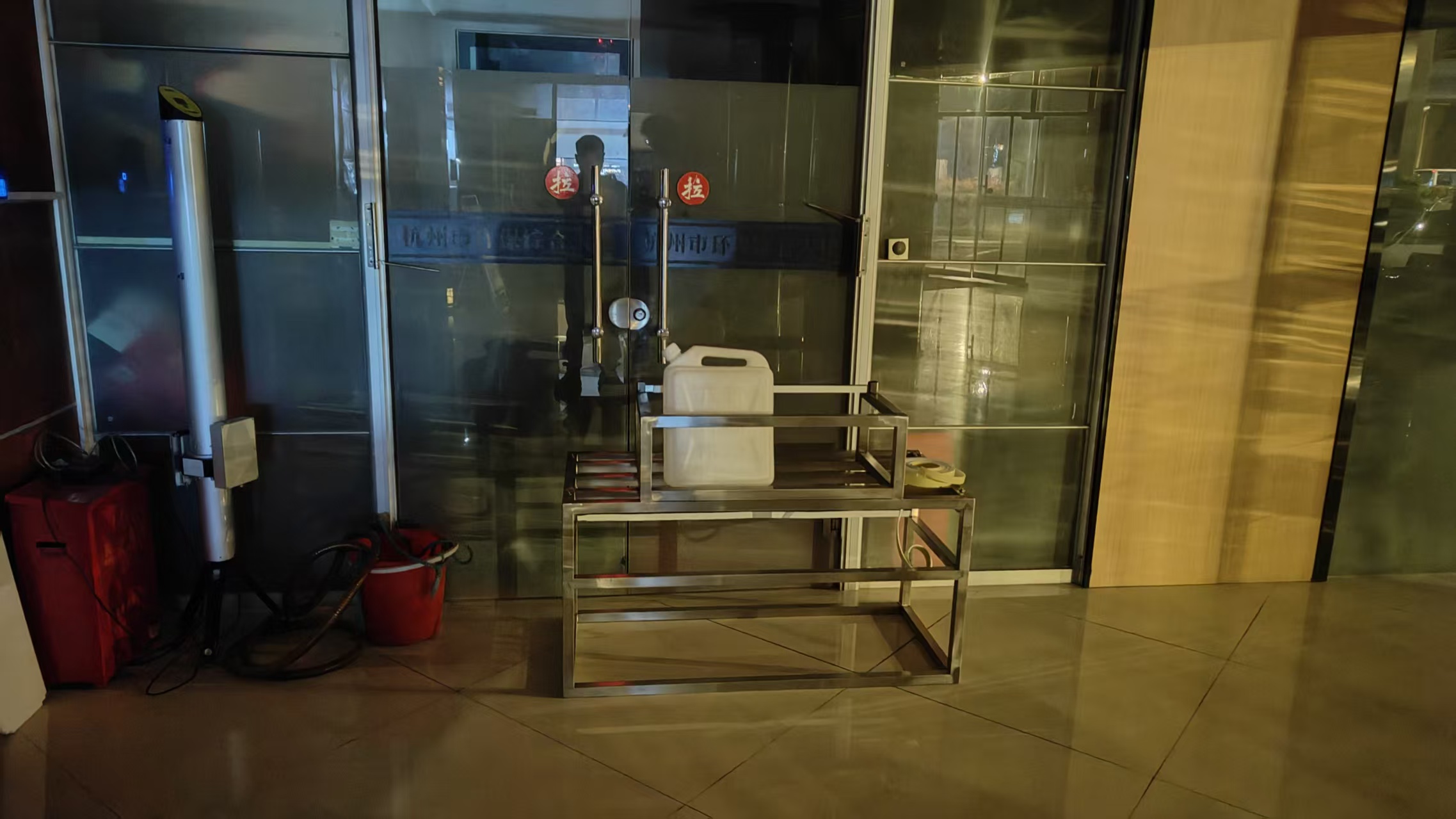 Car trunk bracket，Luggage support，Storage rack，Non-standard customization，Pipe rack，Drawer rack，