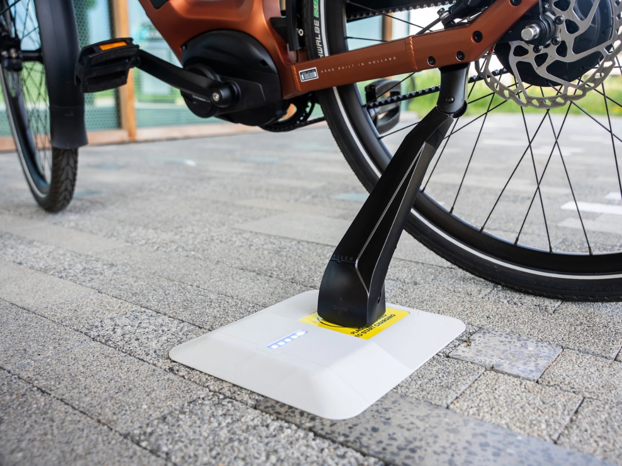 Compact，Wireless Bicycle Charging Pad，Electronic equipment，Digital，