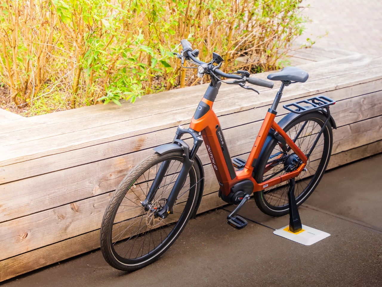 Compact，Wireless Bicycle Charging Pad，Electronic equipment，Digital，