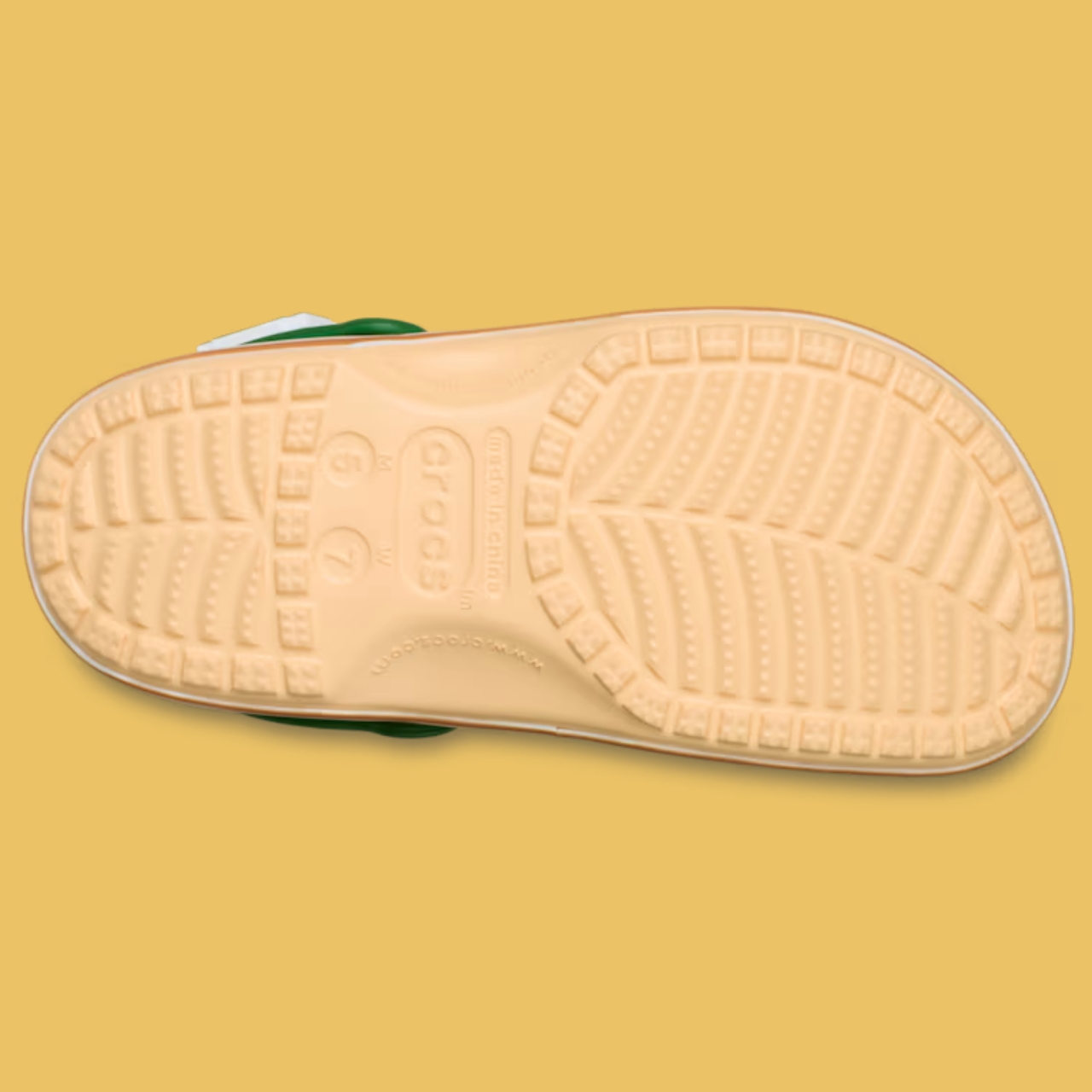 Krispy Kreme，Fangs，shoes，doughnut，