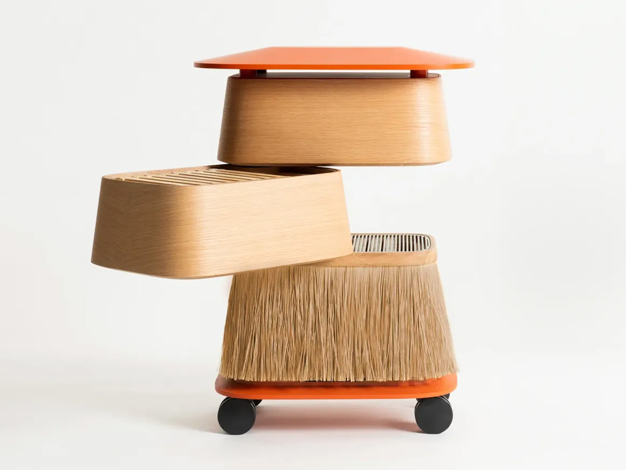 Modular Hive，Solitary Bee Hotel，Milan Design Week 2025，stackable ，Andreu World，