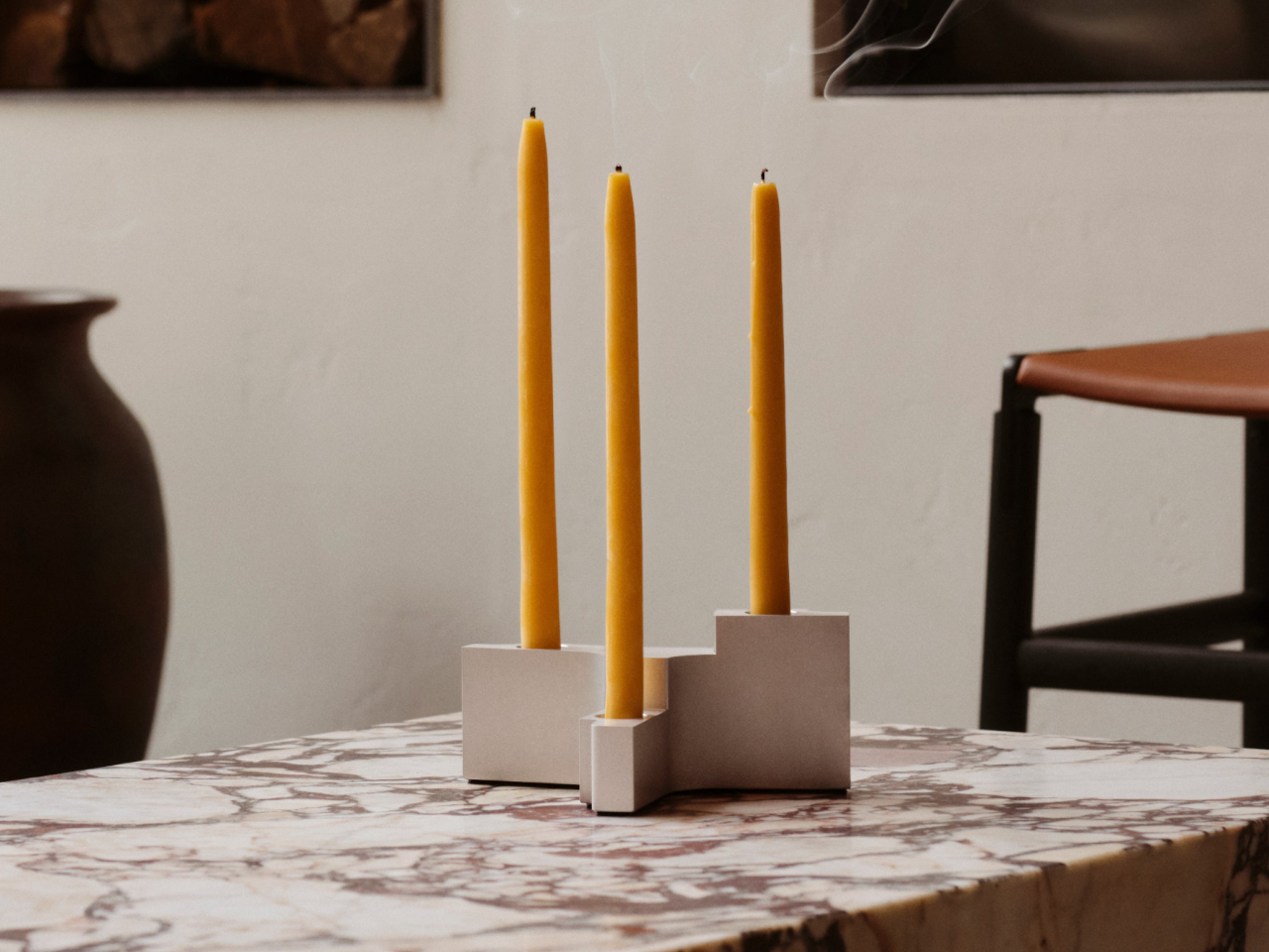 Sustainable Home Furnishing，Manual Limited，Extruded aluminum candle holder，Wood-patchwork cheese board，