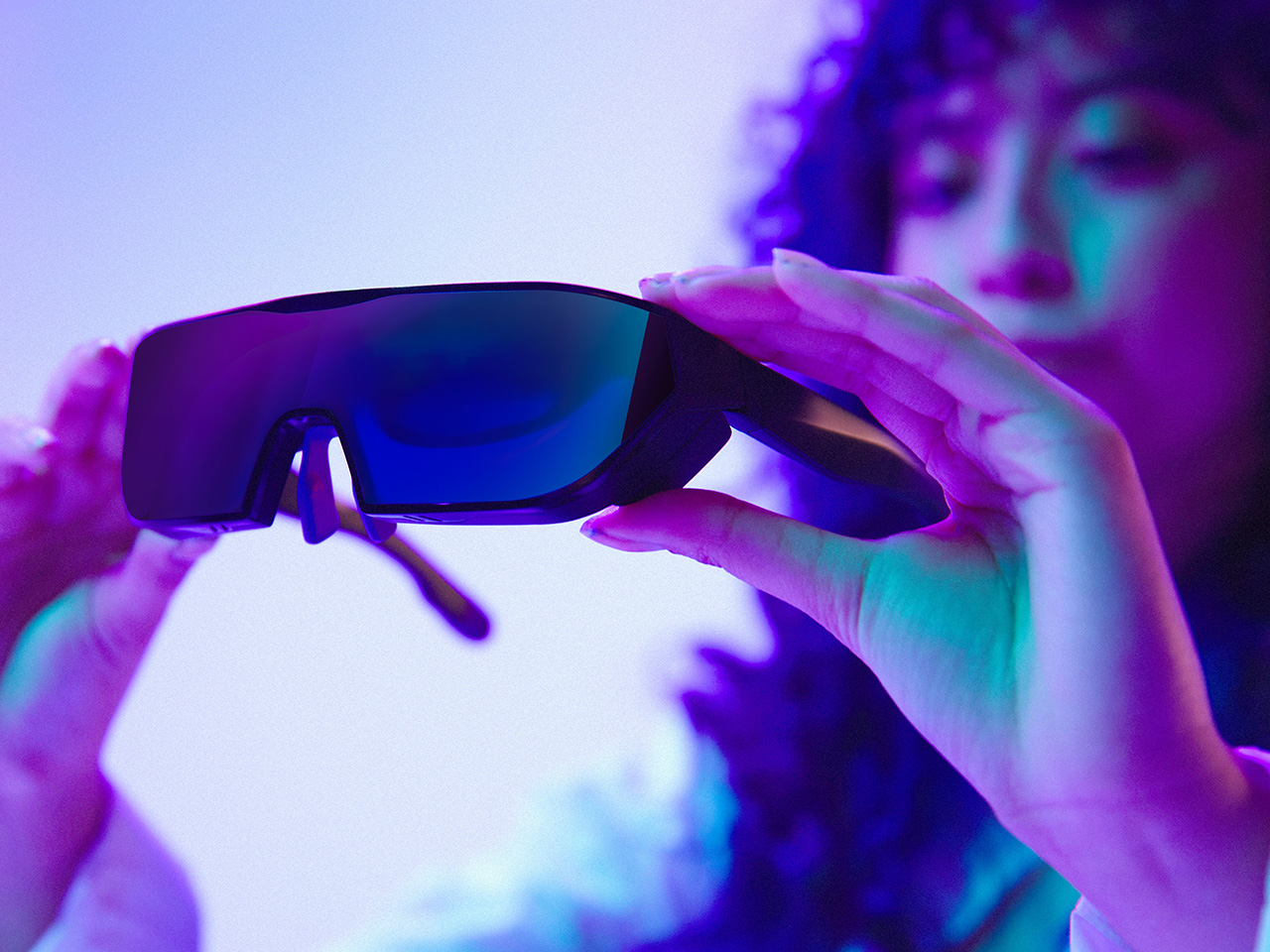 Sentinel XR，180 inch virtual screen，80 g lightweight，XR Glasses，