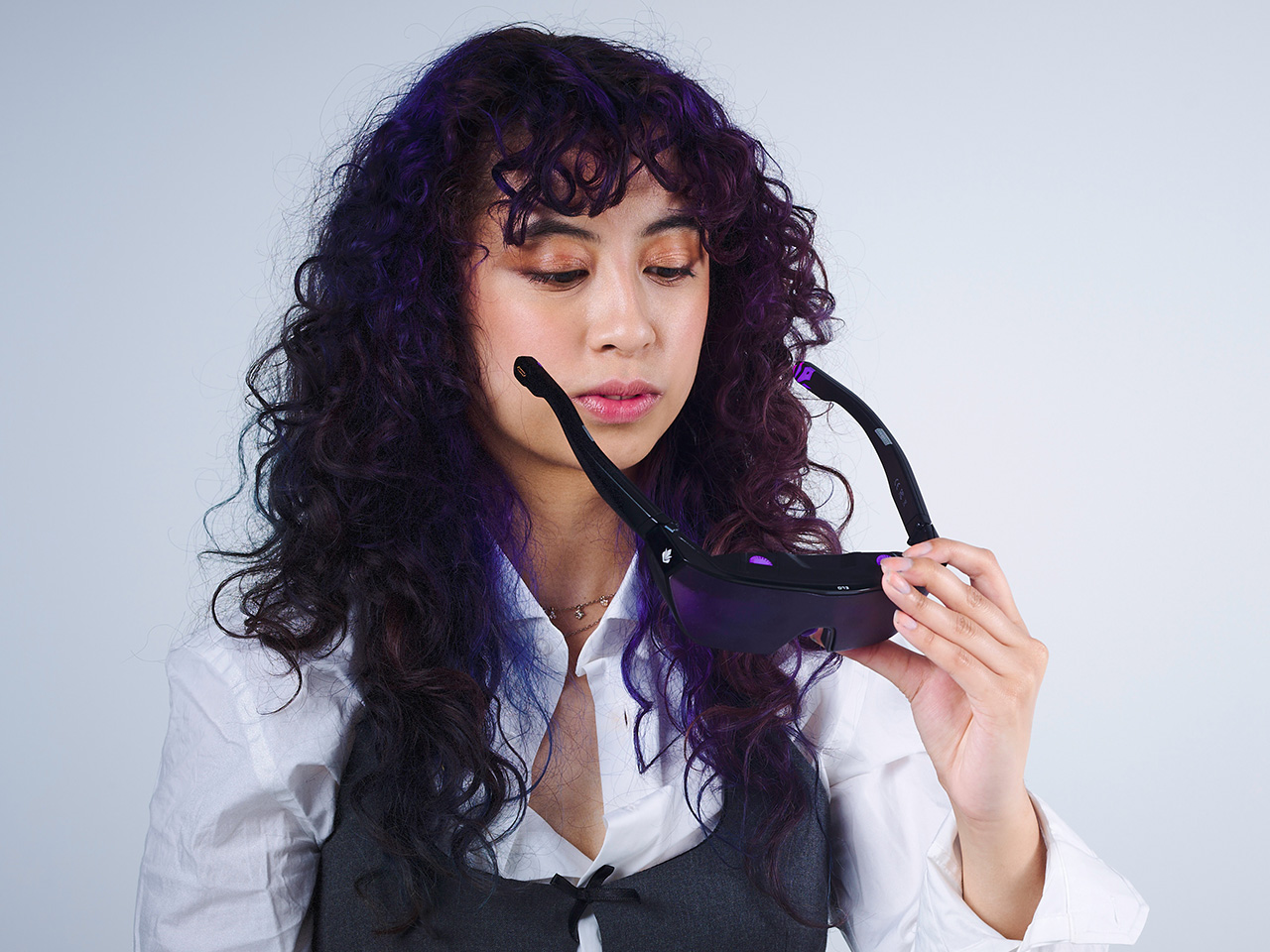 Sentinel XR，180 inch virtual screen，80 g lightweight，XR Glasses，